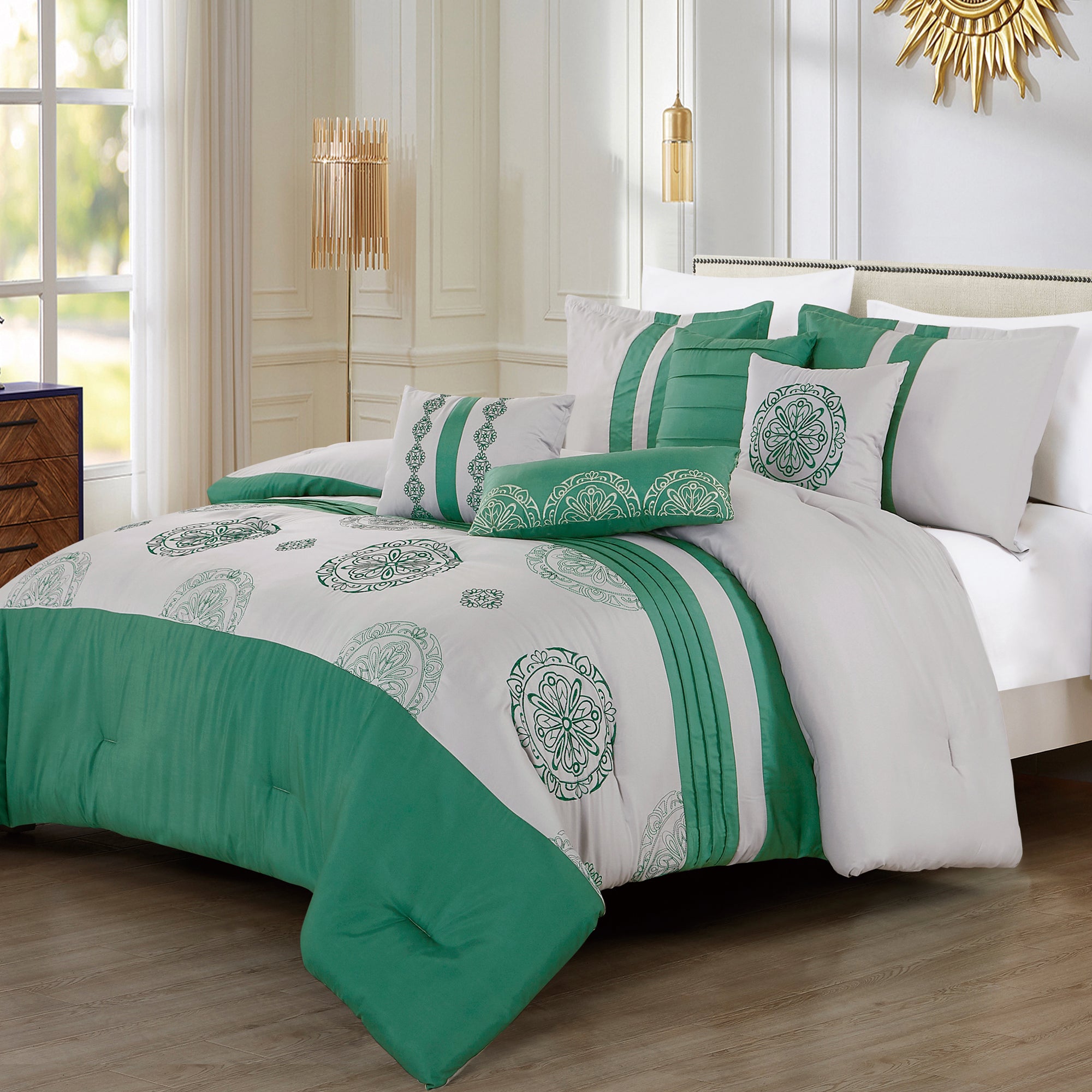 7 PCS Bedding Comforter Set