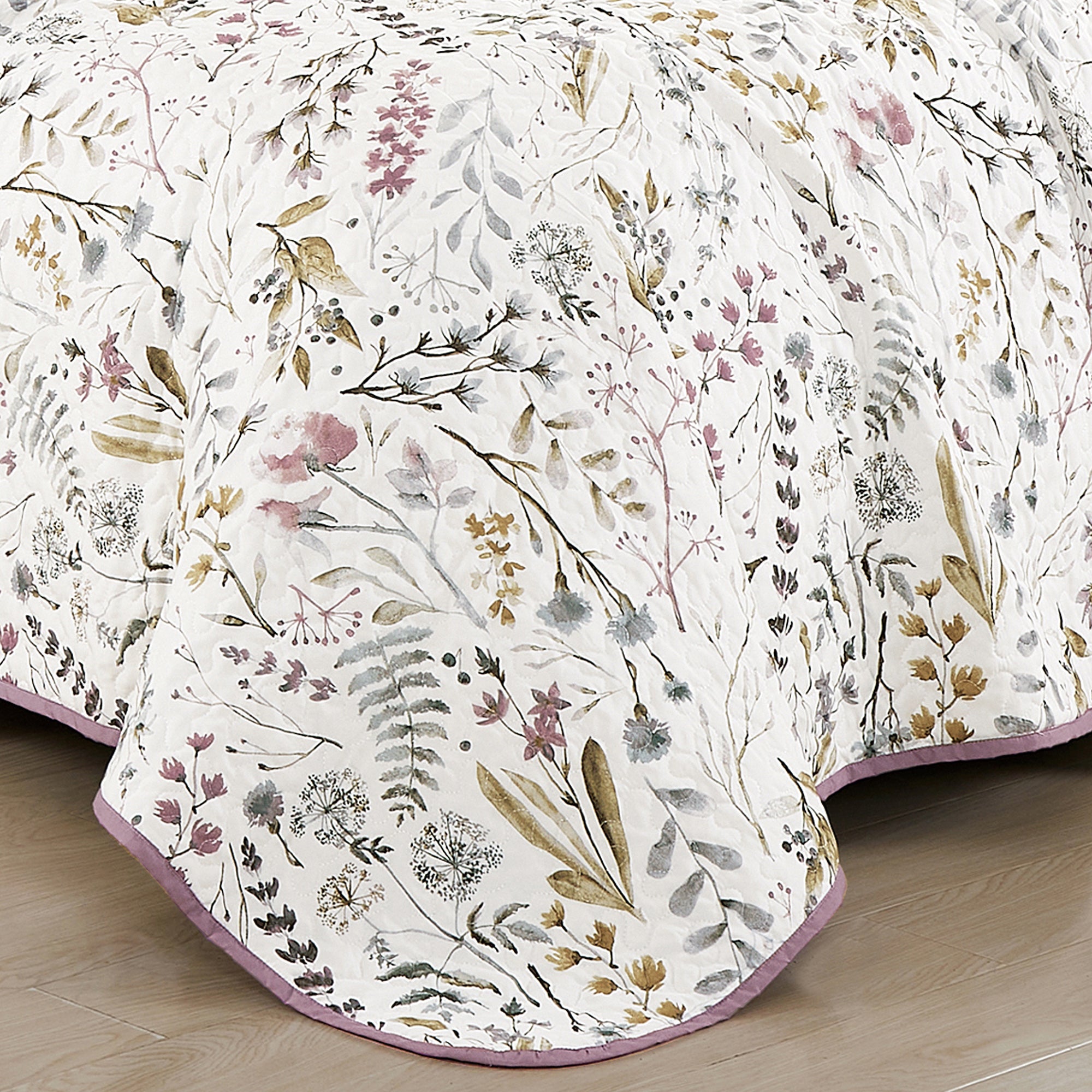 3 Piece Floral Quilt Set, French Country Botanical Bedspread Lara 22690