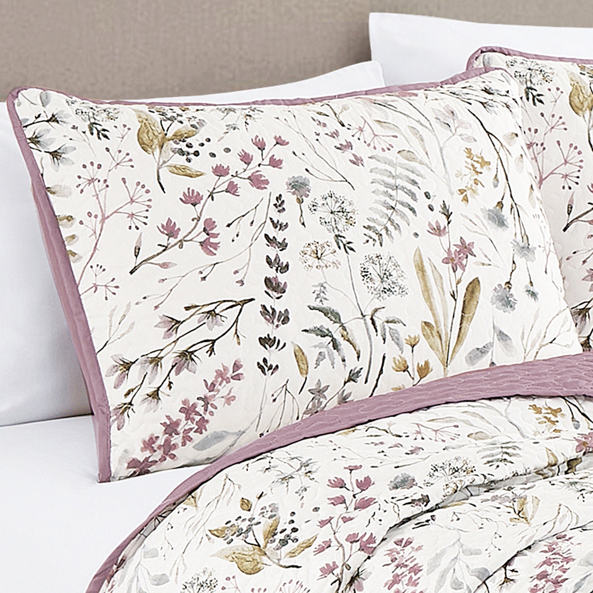 3 Piece Floral Quilt Set, French Country Botanical Bedspread Lara 22690