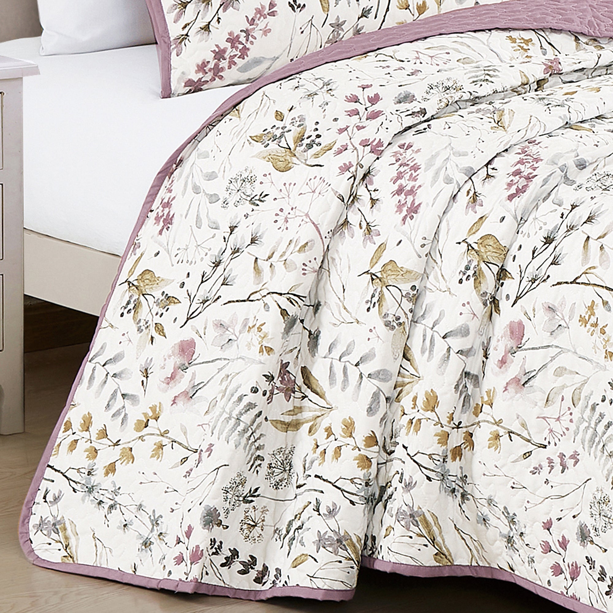 3 Piece Floral Quilt Set, French Country Botanical Bedspread Lara 22690