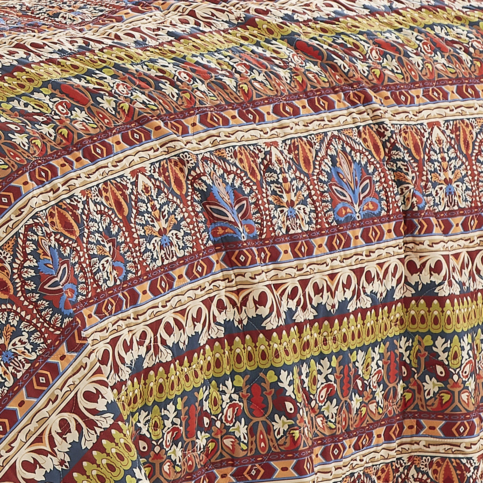 3-Piece Cozy Bohemian Reversible Quilt Bedspread Set in Bold Multicolor Pattern JB22785