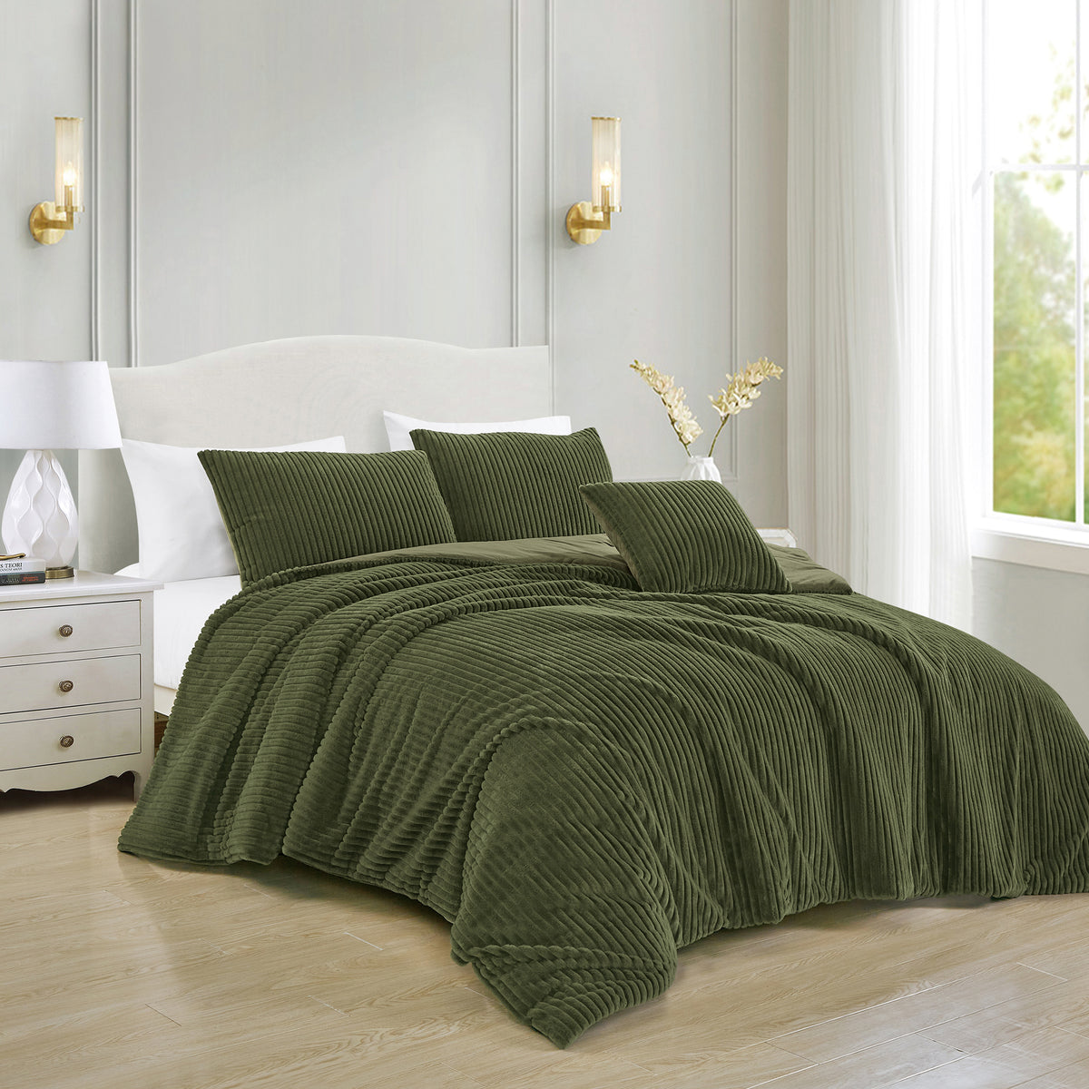 4-Piece Plush Ribbed Faux Fur Comforter Set with Velvet Backing