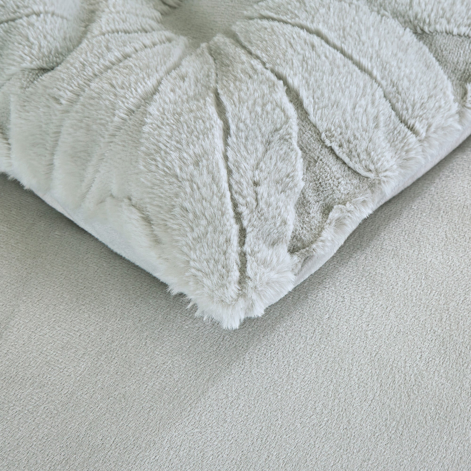 4-Piece Textured Floral Faux Fur Comforter Set with Velvet Backing