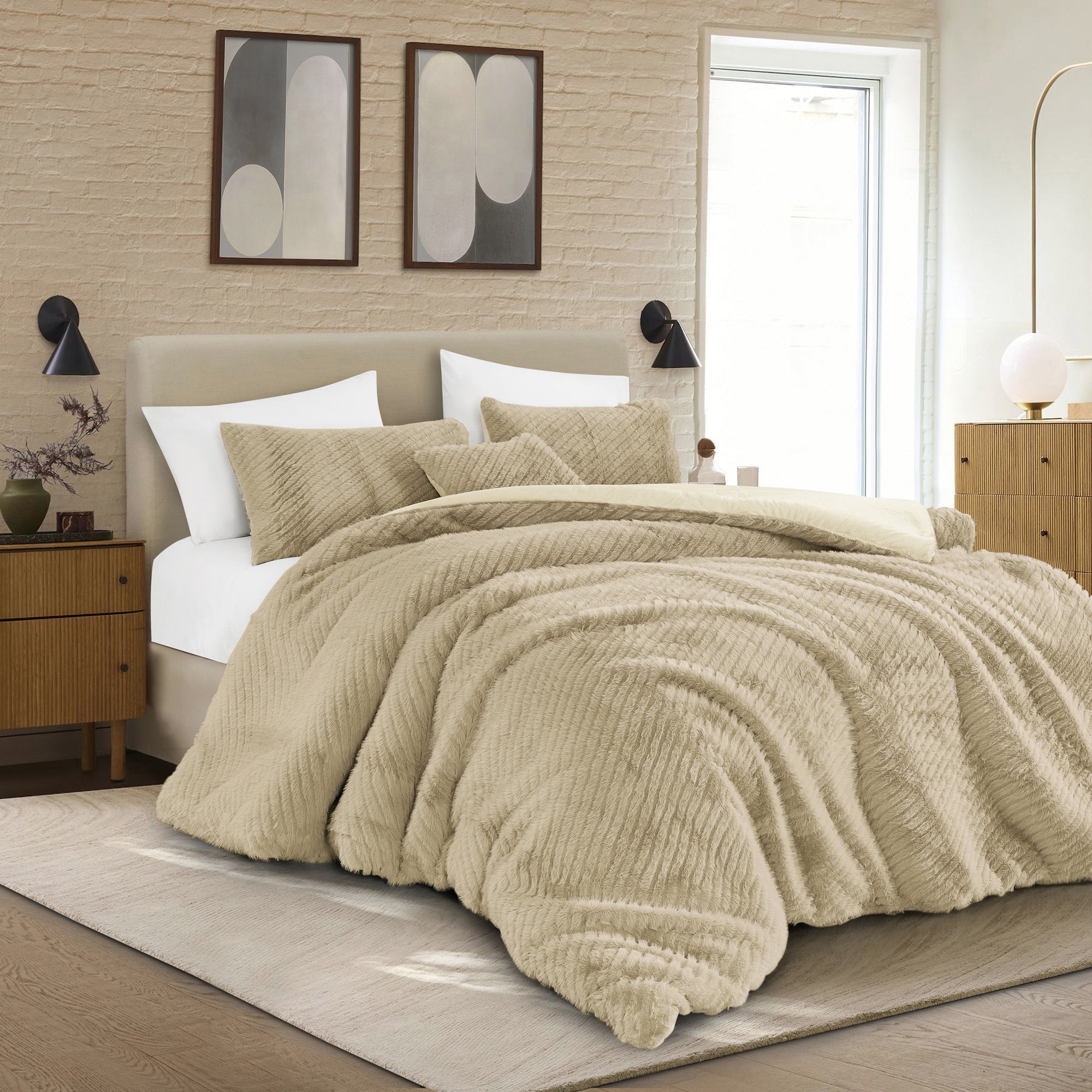 4-Piece Textured Diagonal Stripe Faux Fur Comforter Set with Velvet Backing