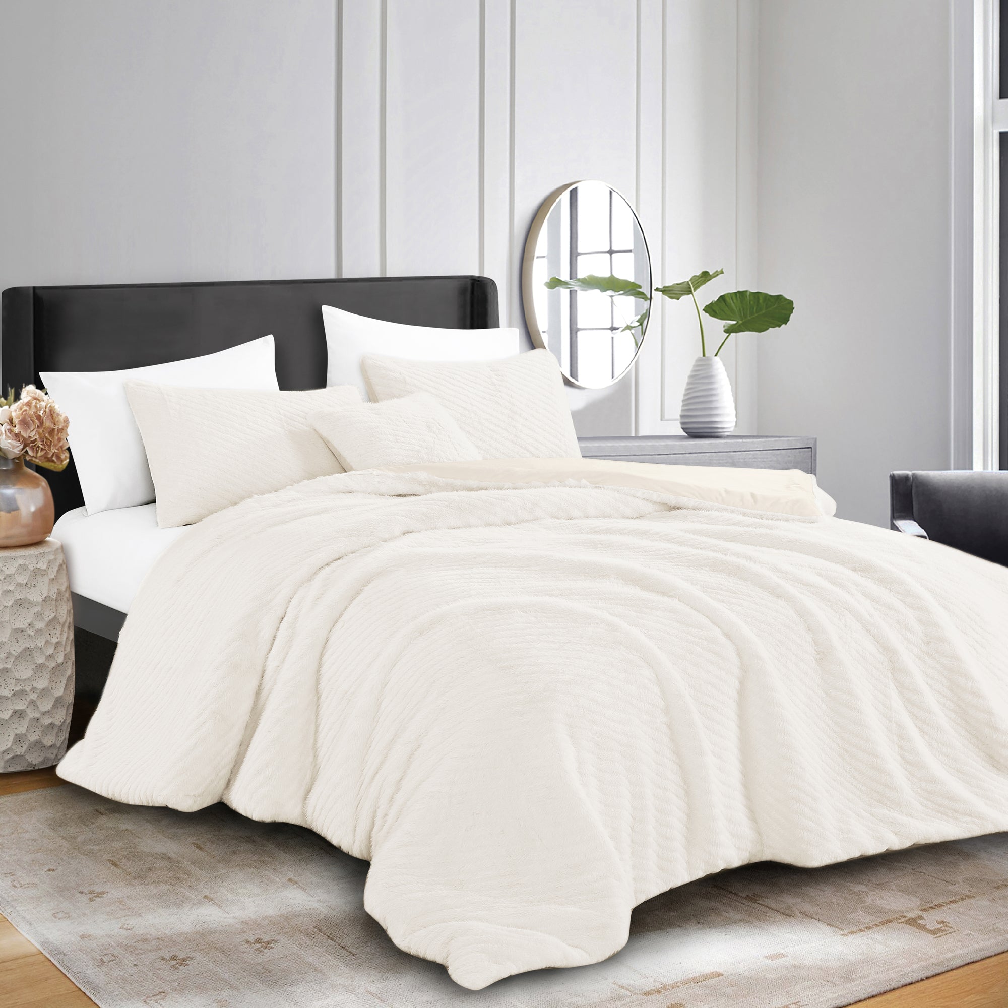 4-Piece Textured Diagonal Stripe Faux Fur Comforter Set with Velvet Backing