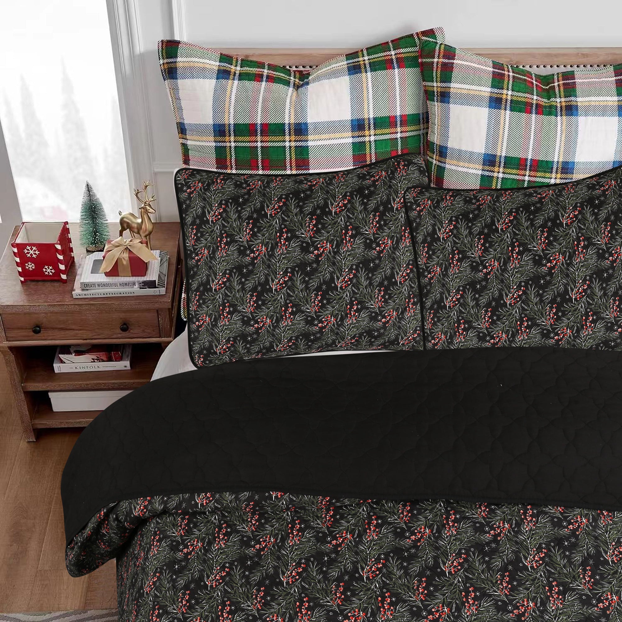 3 Pcs Festive Christmas Quilt Bedspread Set Holiday Bedding Holly Berry Tree