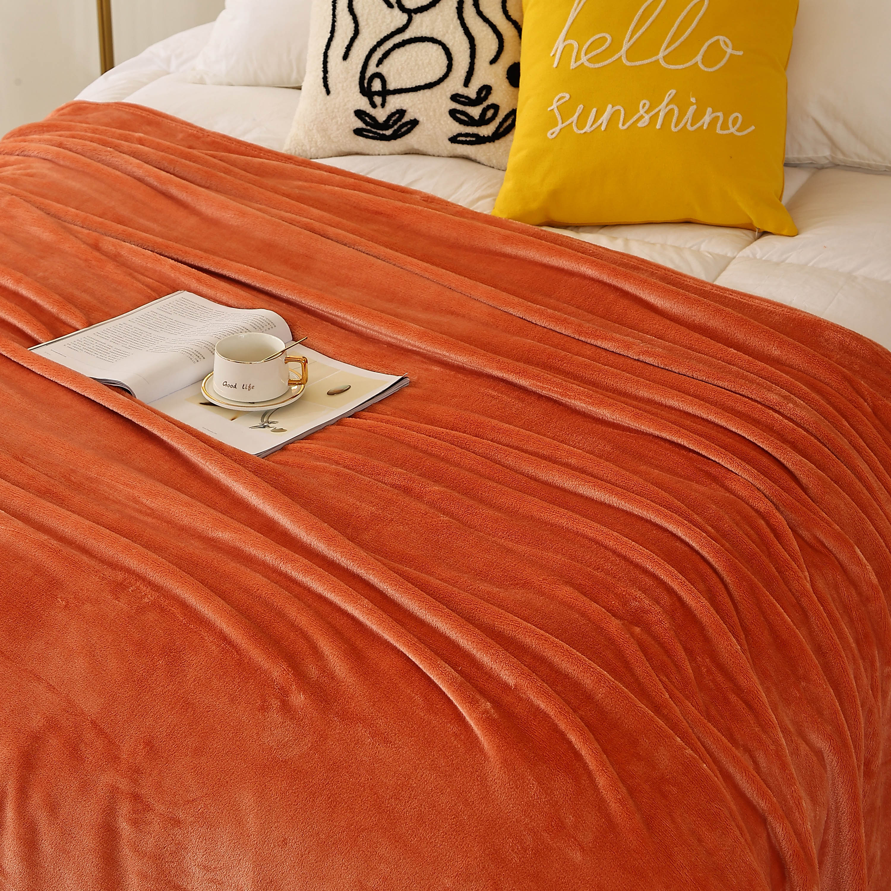 King Size Flannel Fleece Throw Blanket 240GSM Soft Lightweight Plush Cozy Bed Blanket 102 x 90 Inches