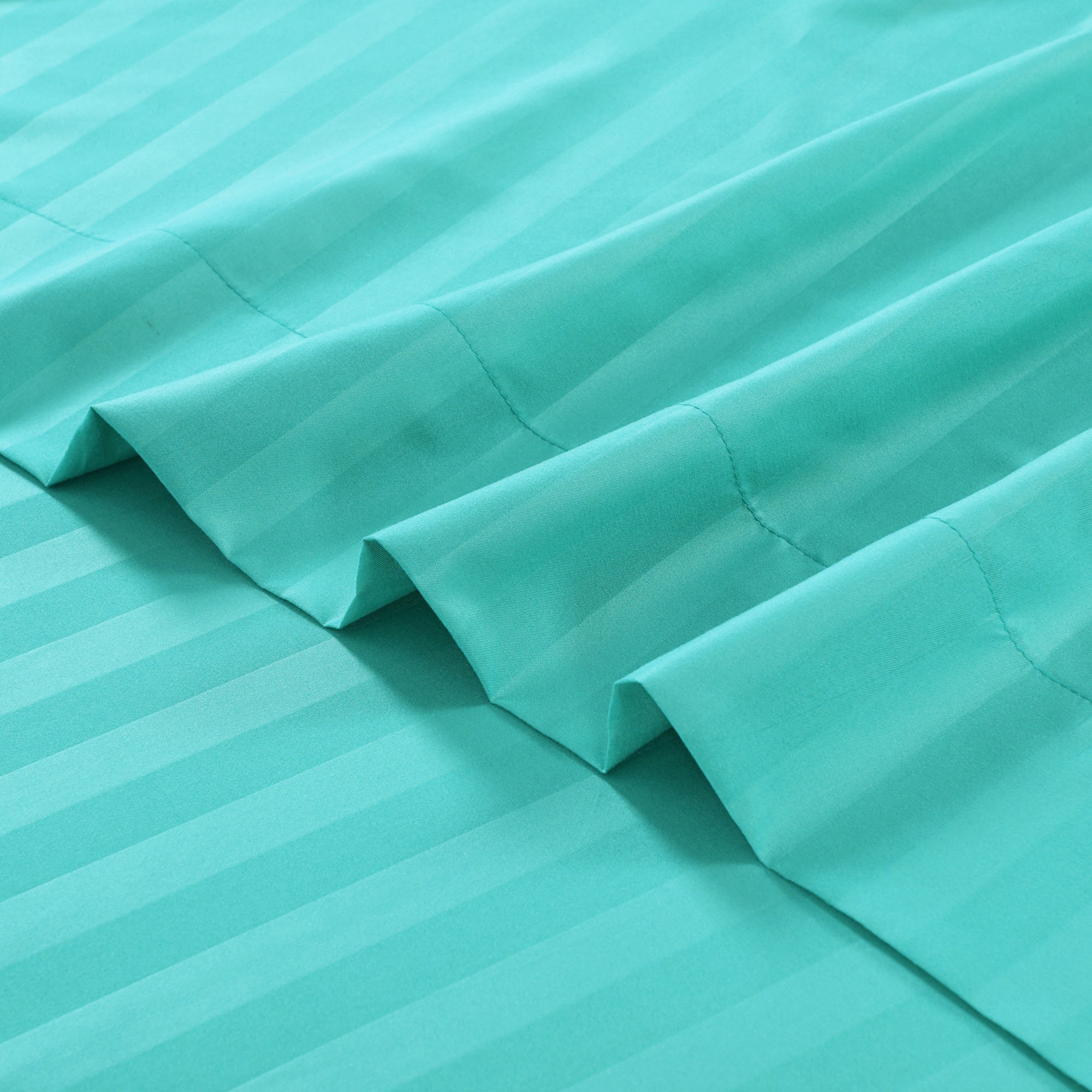 3/4 Piece Luxury Stripe Bed Sheet Set – Soft Hotel Bedding Collection 35000