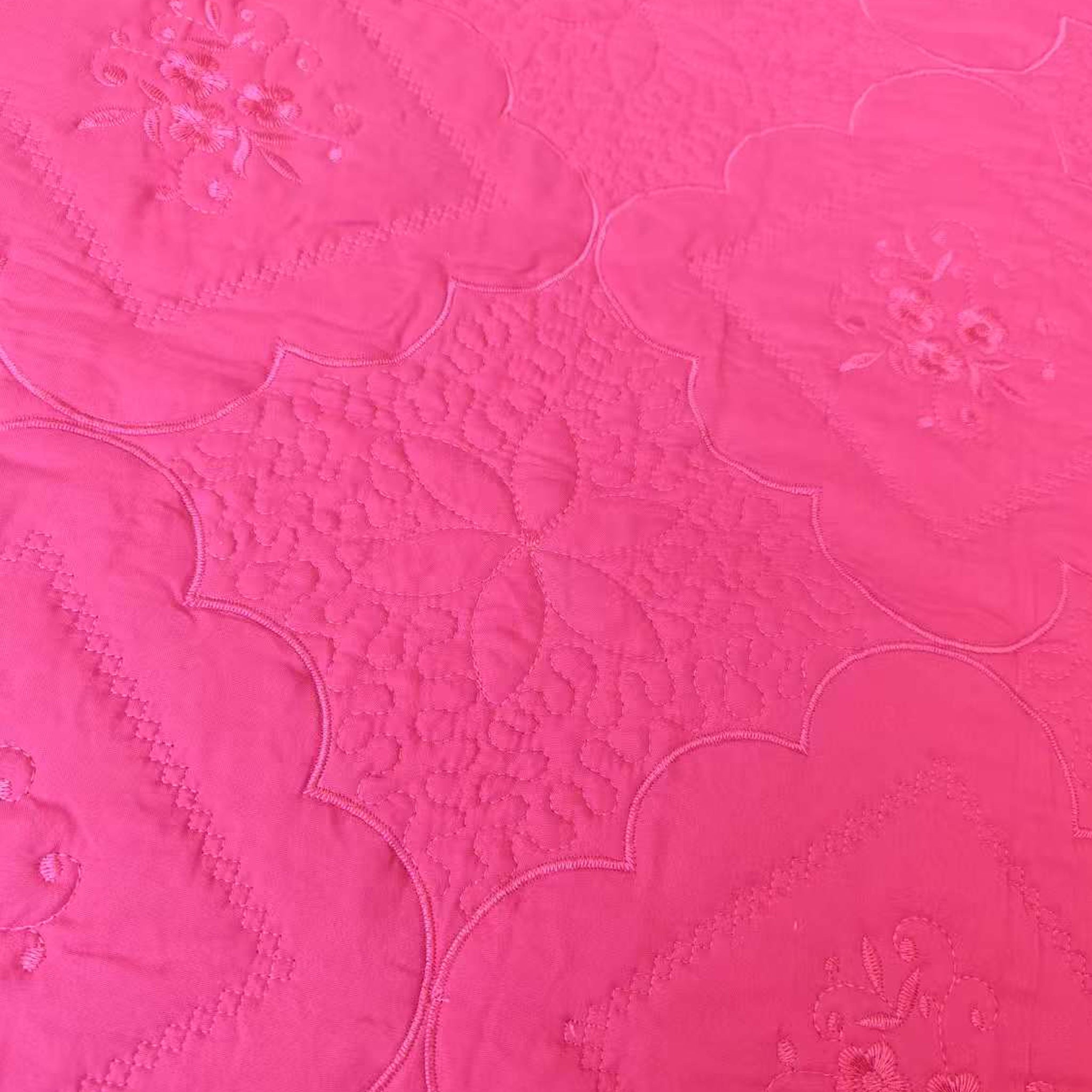 3 Piece Floral Embroidered Quilted Bedspread-Beautiful Stitching- Lightweight Bedspread Set Queen/King Size