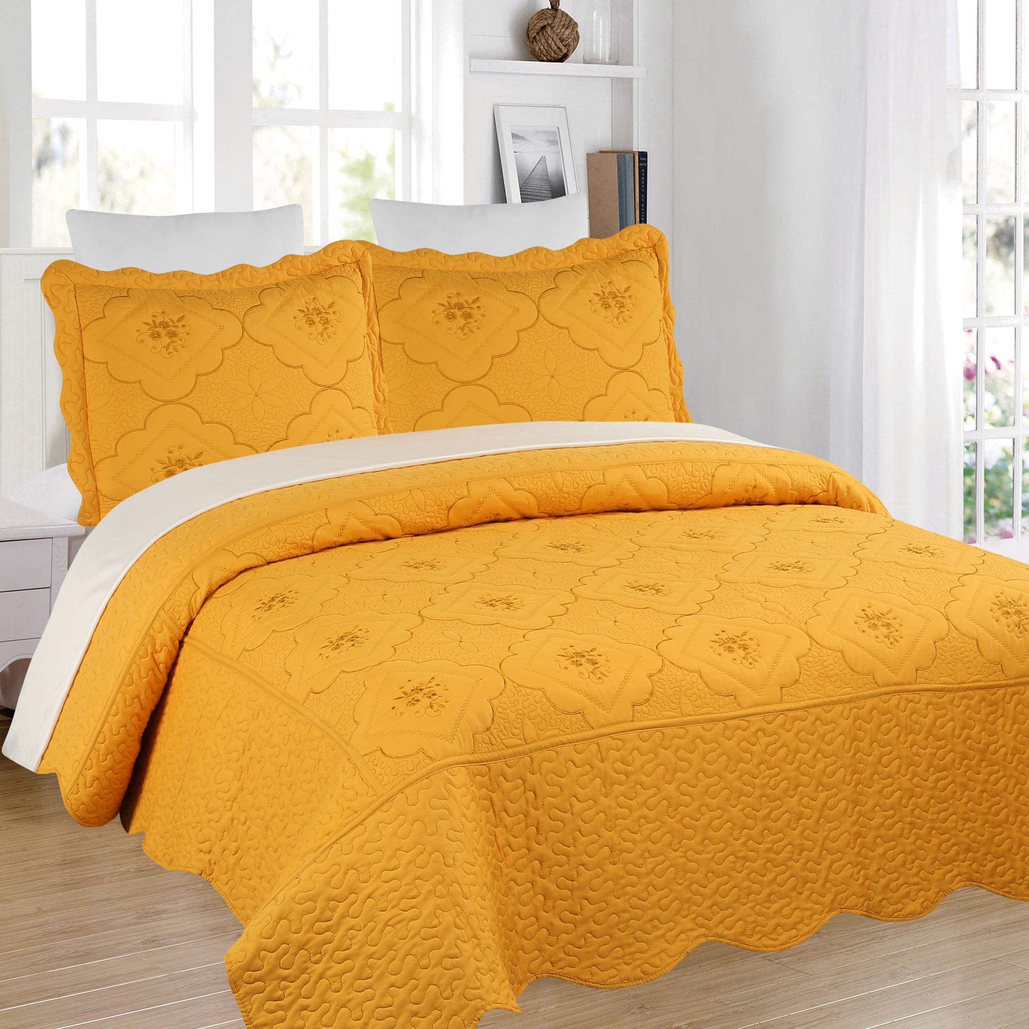 3 Piece Floral Embroidered Quilted Bedspread-Beautiful Stitching- Lightweight Bedspread Set Queen/King Size