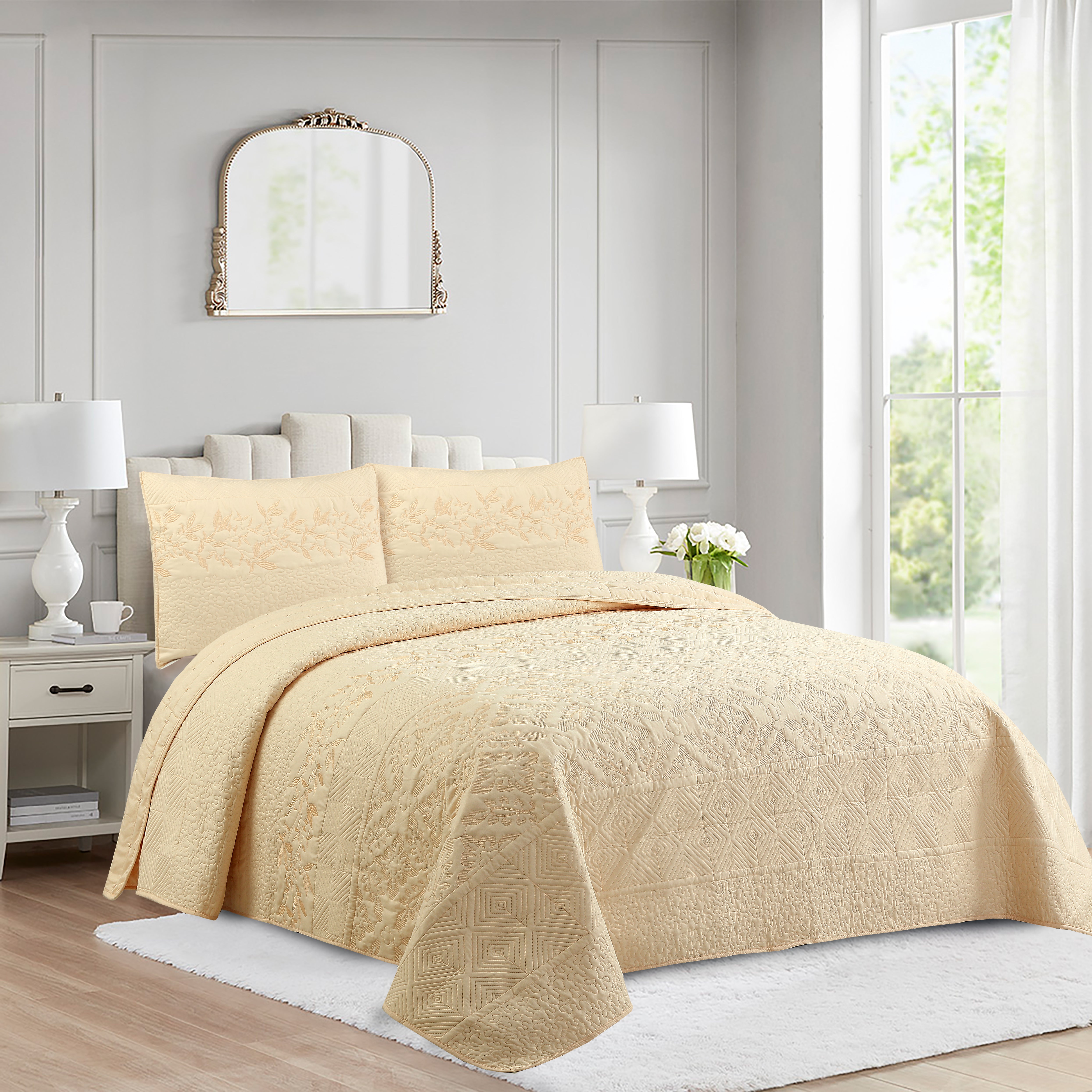 3 Piece Elegant Embroidered Quilt Set – Farmhouse Bedspread ME17