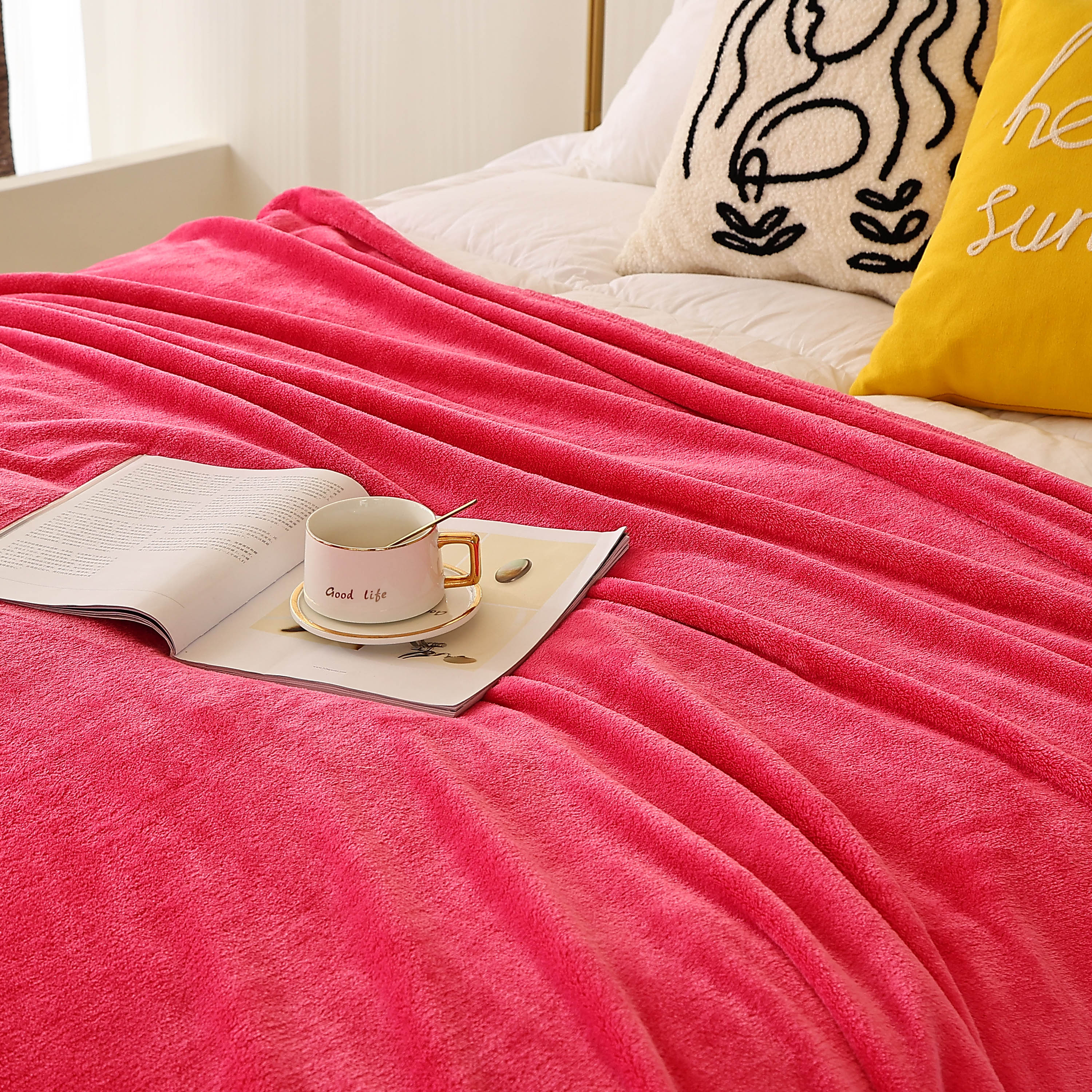 King Size Flannel Fleece Throw Blanket 240GSM Soft Lightweight Plush Cozy Bed Blanket 102 x 90 Inches