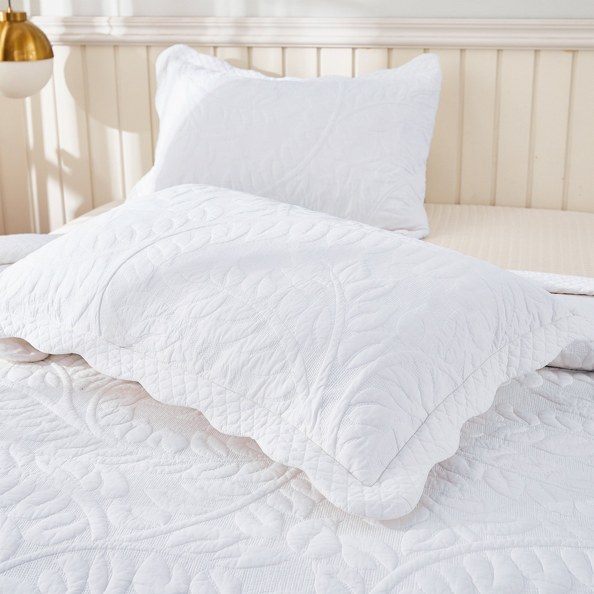 3 Piece 100% Cotton Embroidered Quilt Set – Botanical Farmhouse Bedspread
