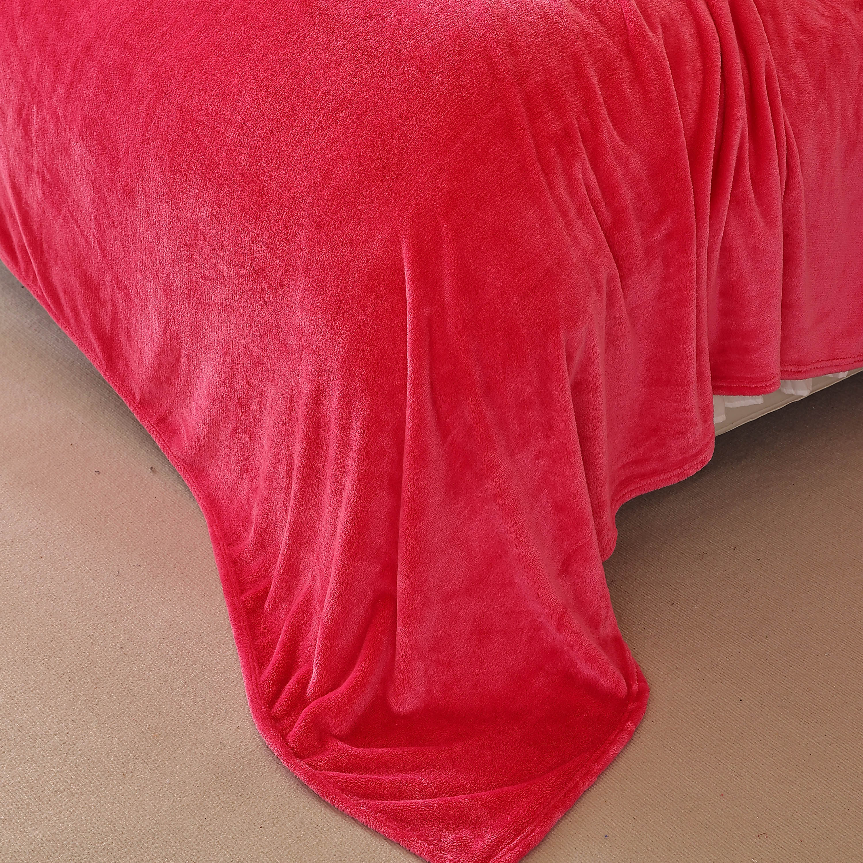 King Size Flannel Fleece Throw Blanket 240GSM Soft Lightweight Plush Cozy Bed Blanket 102 x 90 Inches