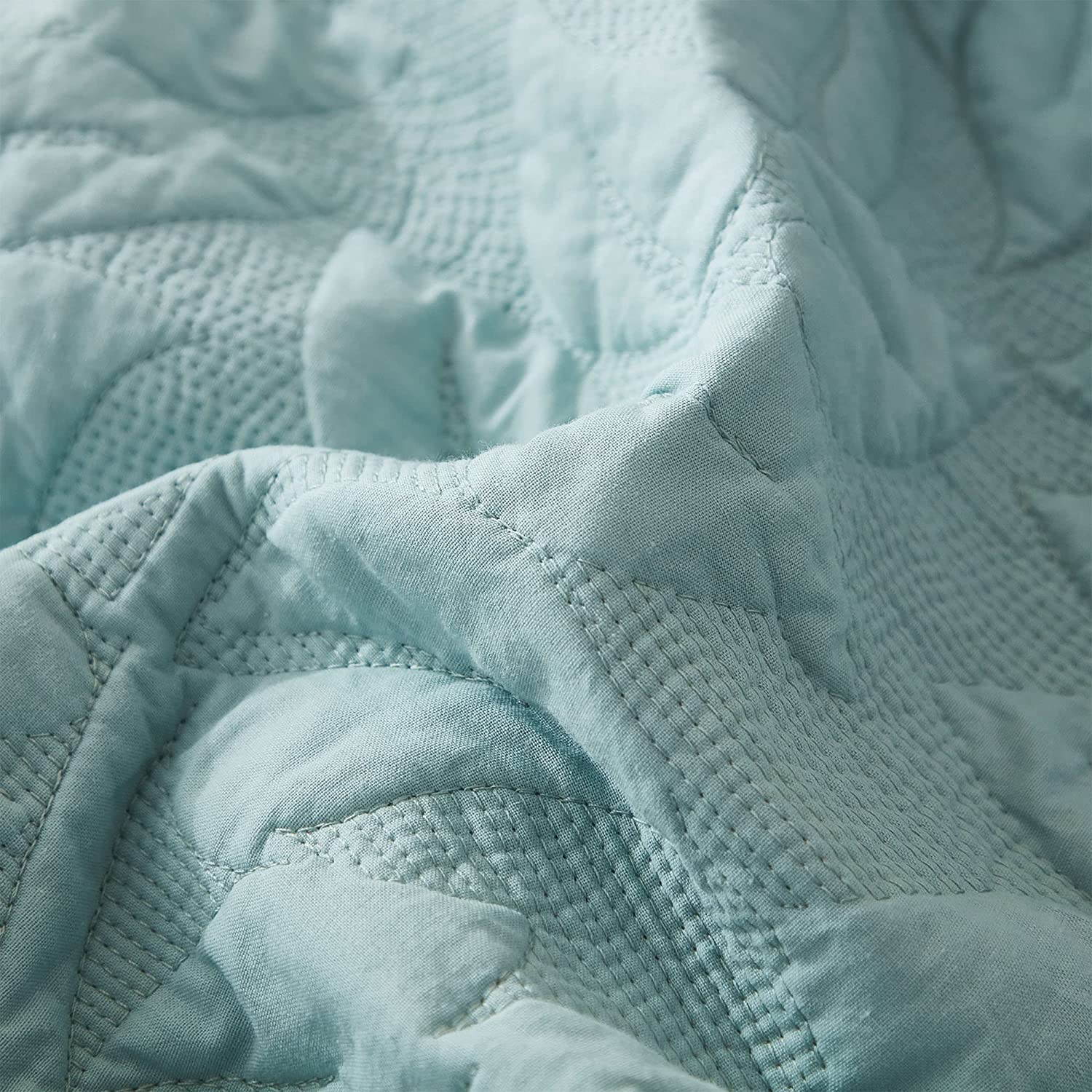 3 Piece 100% Cotton Embroidered Quilt Set – Botanical Farmhouse Bedspread