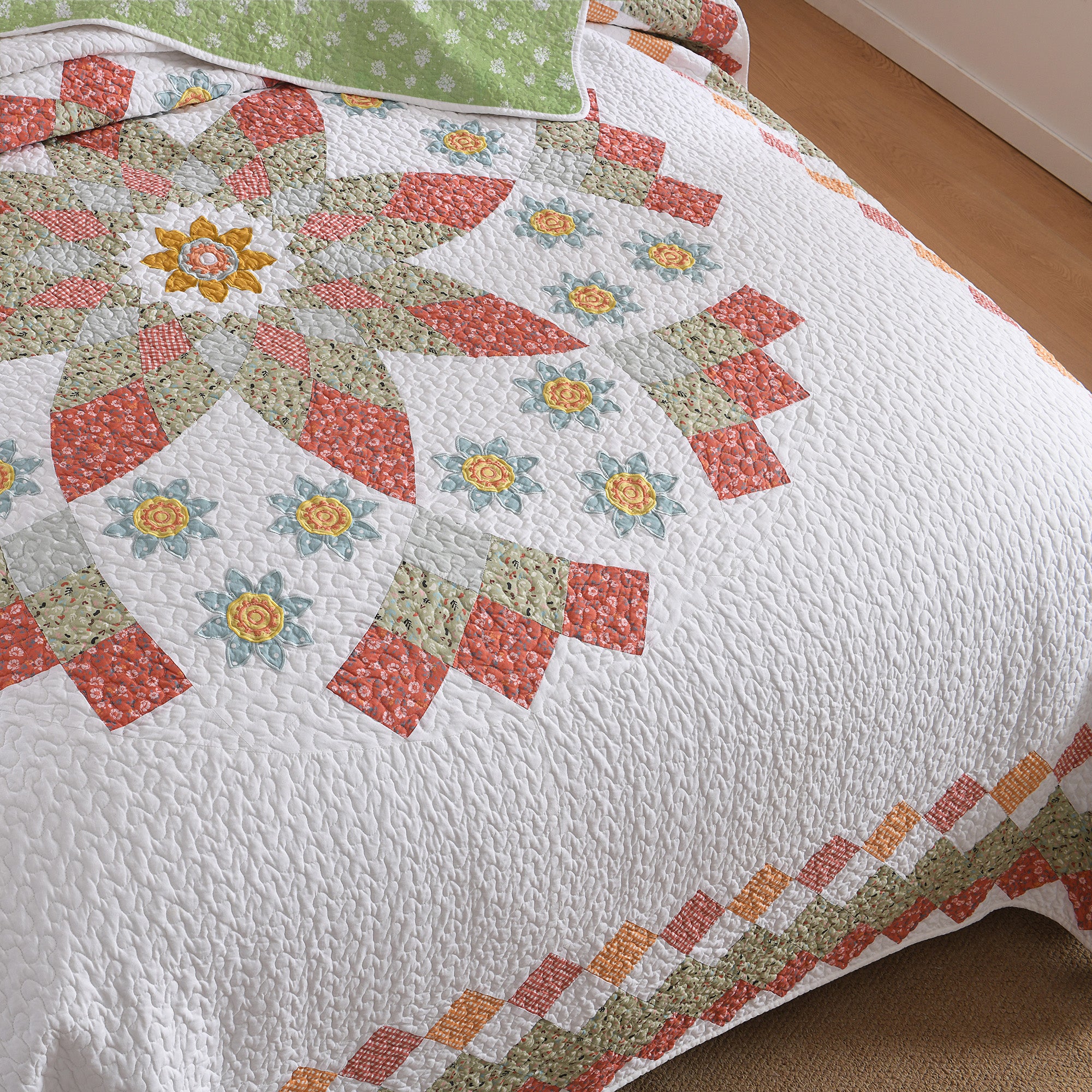3 Piece 100% Cotton Floral Patchwork Quilt Set – Vintage Country Bedspread CP326