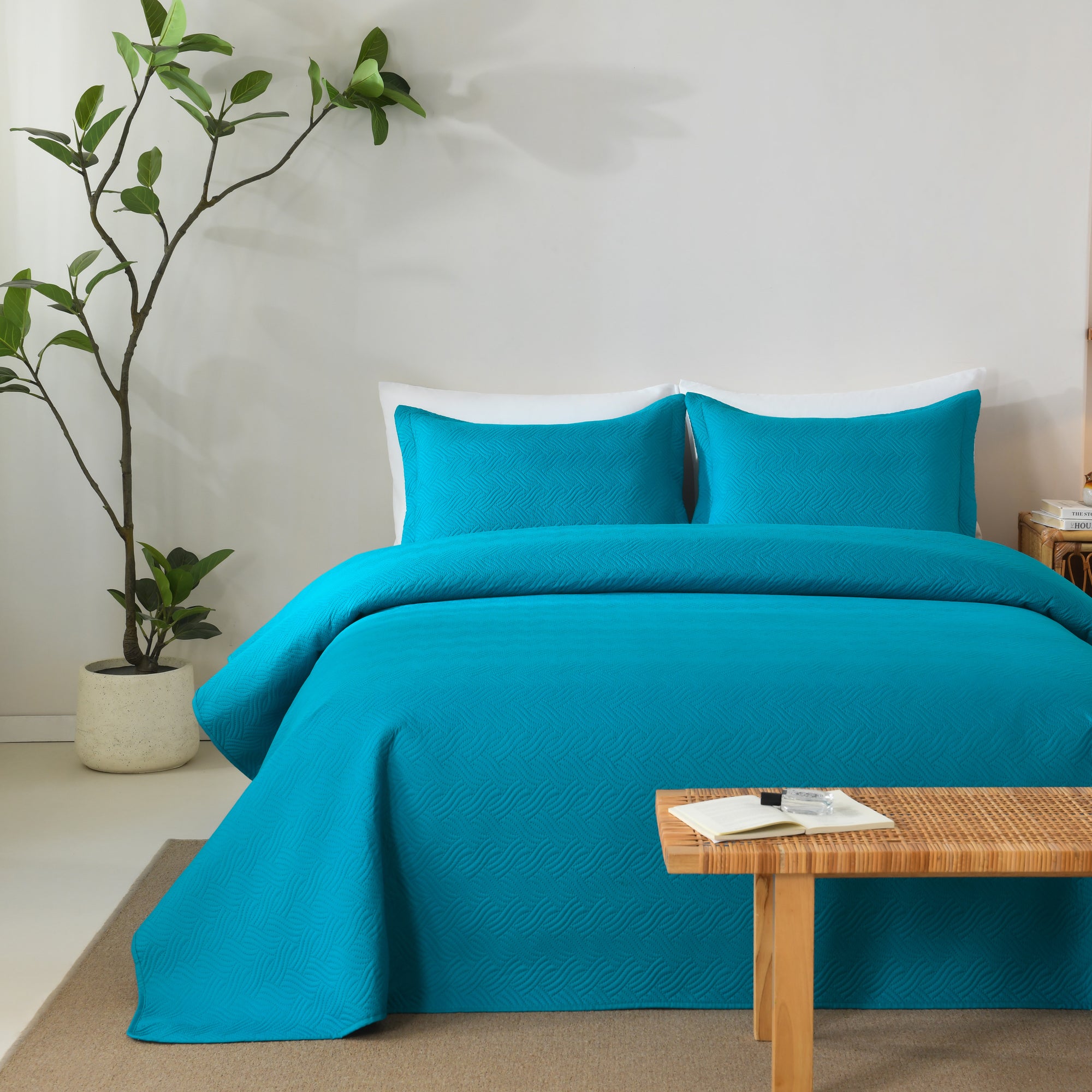 100% Polyester Ultrasonic Quilted Lightweight Quilt Bedspread Set