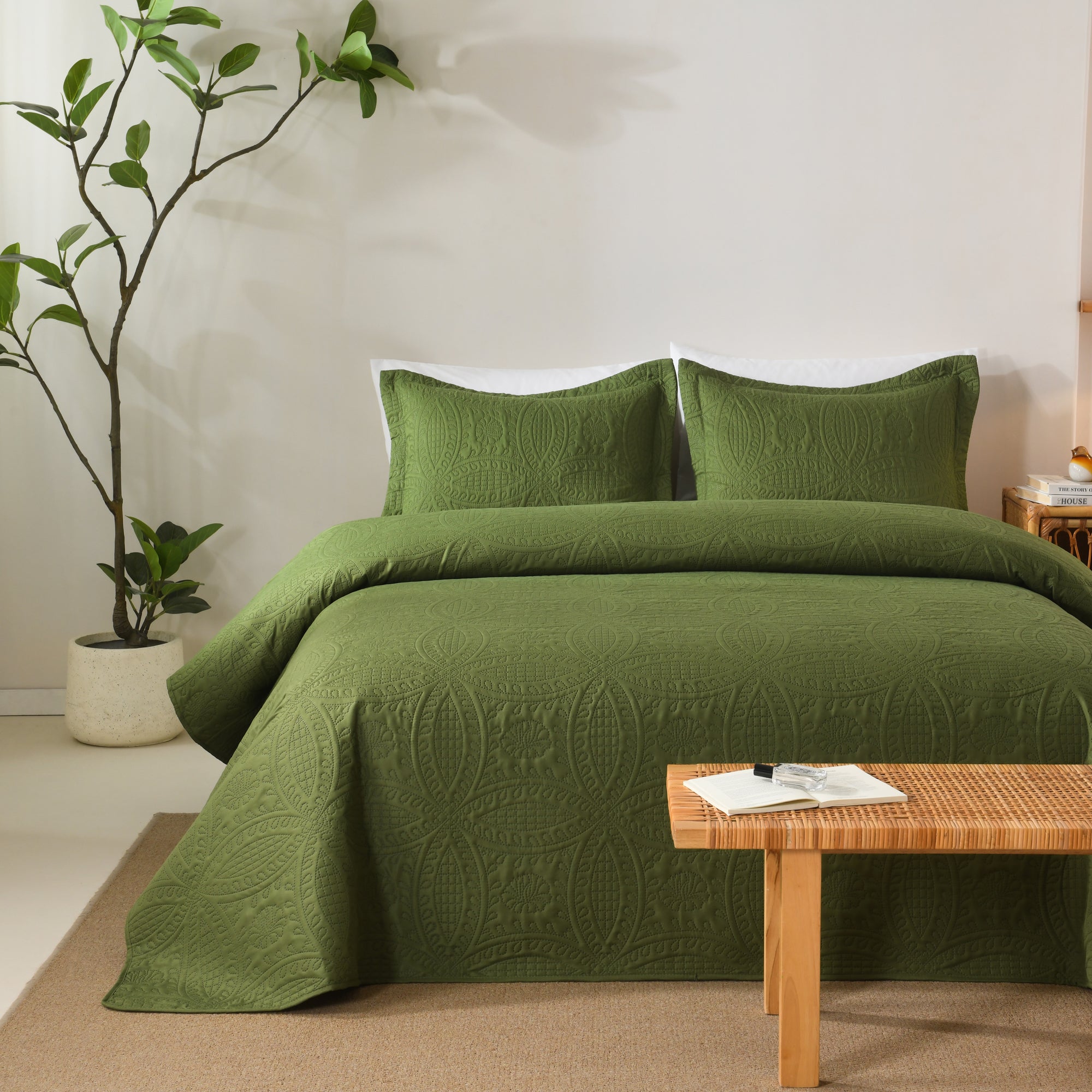 100% Polyester Ultrasonic Quilted Lightweight Quilt Bedspread Set