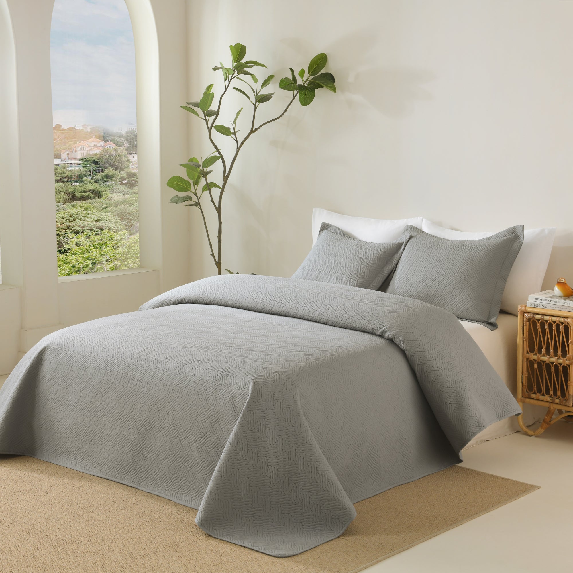 100% Polyester Ultrasonic Quilted Lightweight Quilt Bedspread Set