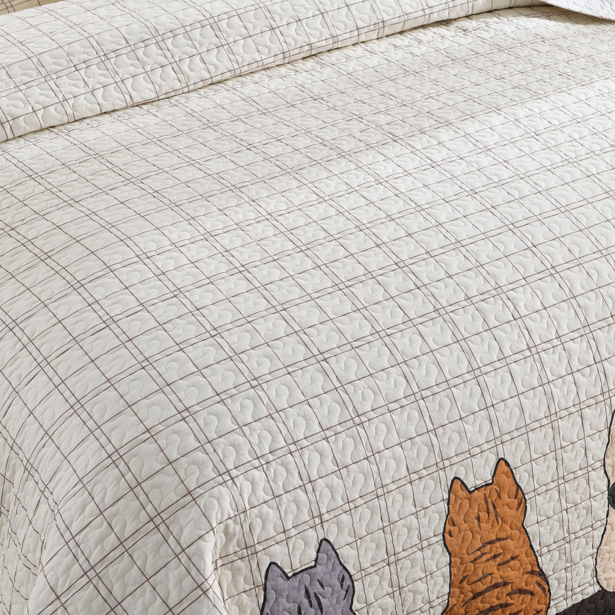 3 Piece Elegant Cat Silhouette Checkered Quilt Set Bedspread BY211