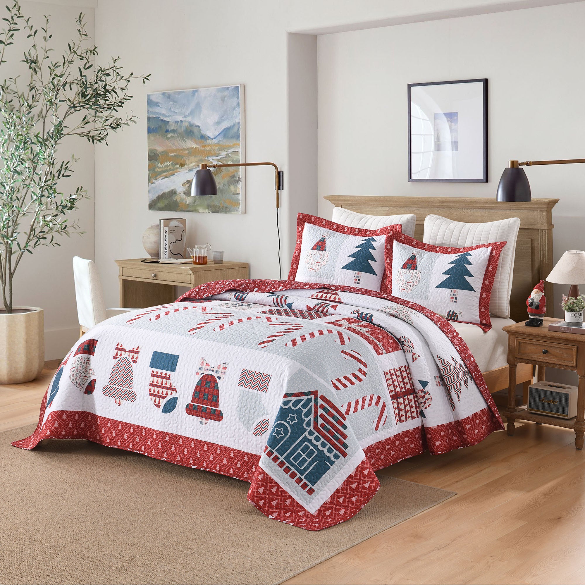 Soft Lightweight Polyester 3 Pcs Holiday Bedspread Set Christmas Quilt with Festive Motifs BY214