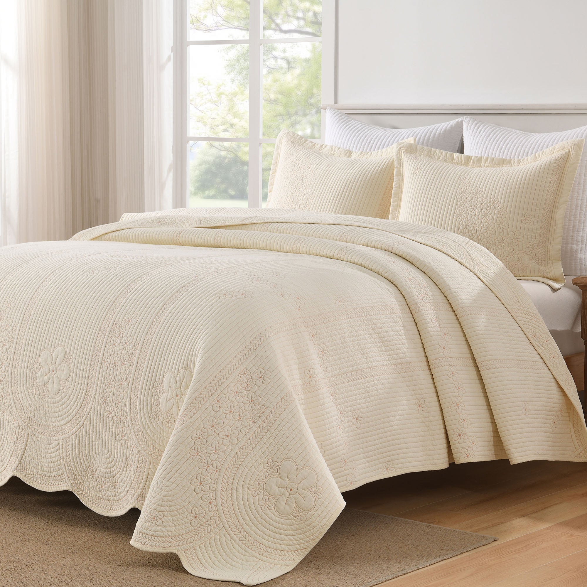 3 Piece 100% Cotton Embroidered Quilt Set – Floral Bedspread TU145