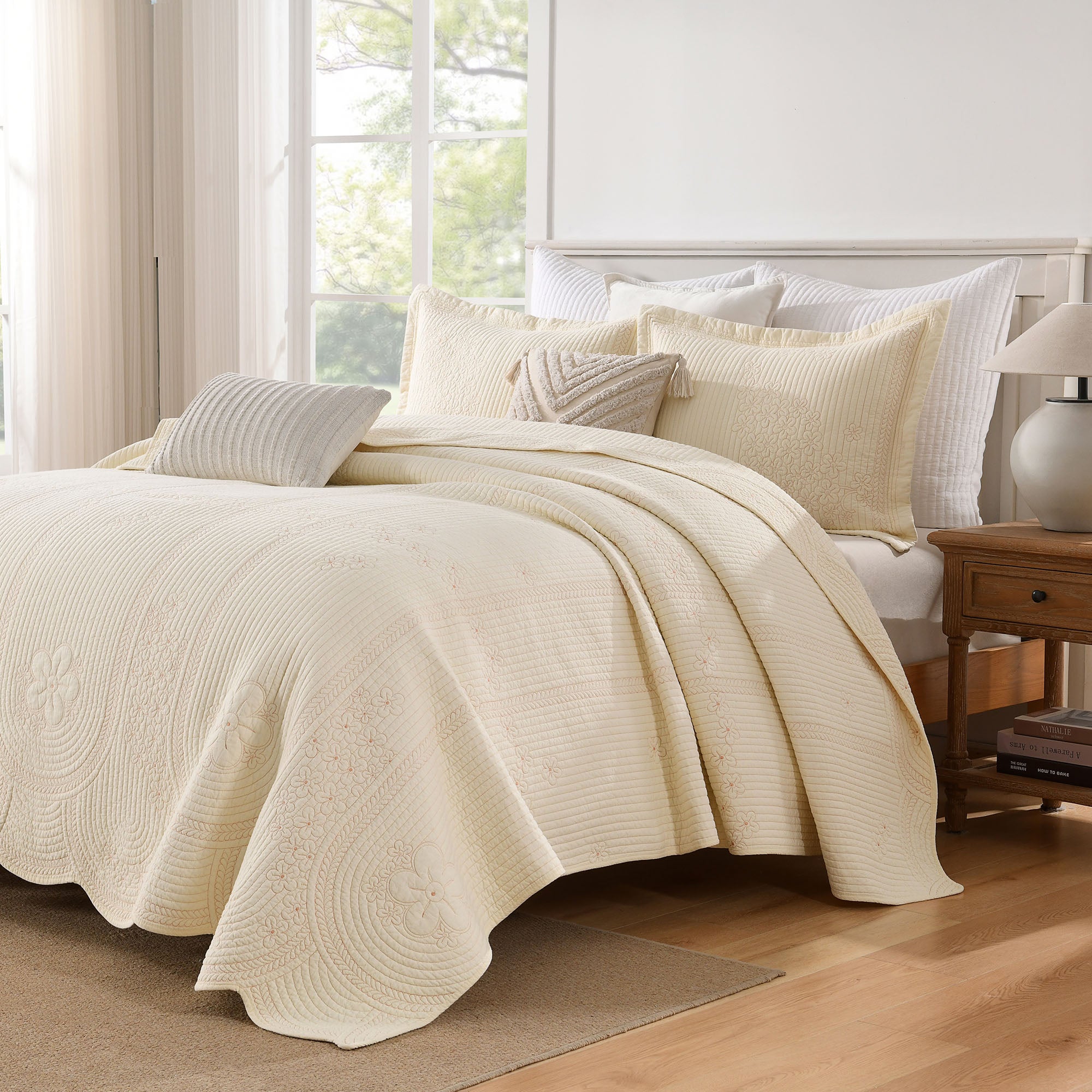 3 Piece 100% Cotton Embroidered Quilt Set – Floral Bedspread TU145