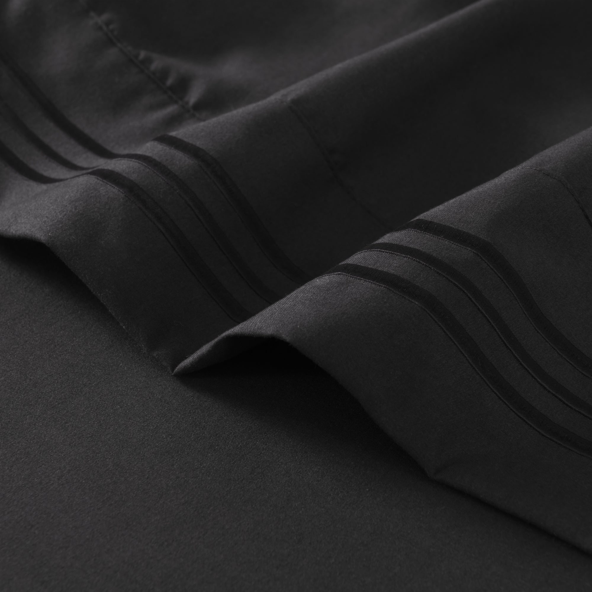 3/4 Piece Soft Solid Embroidered Bed Sheet Set Bedding Set