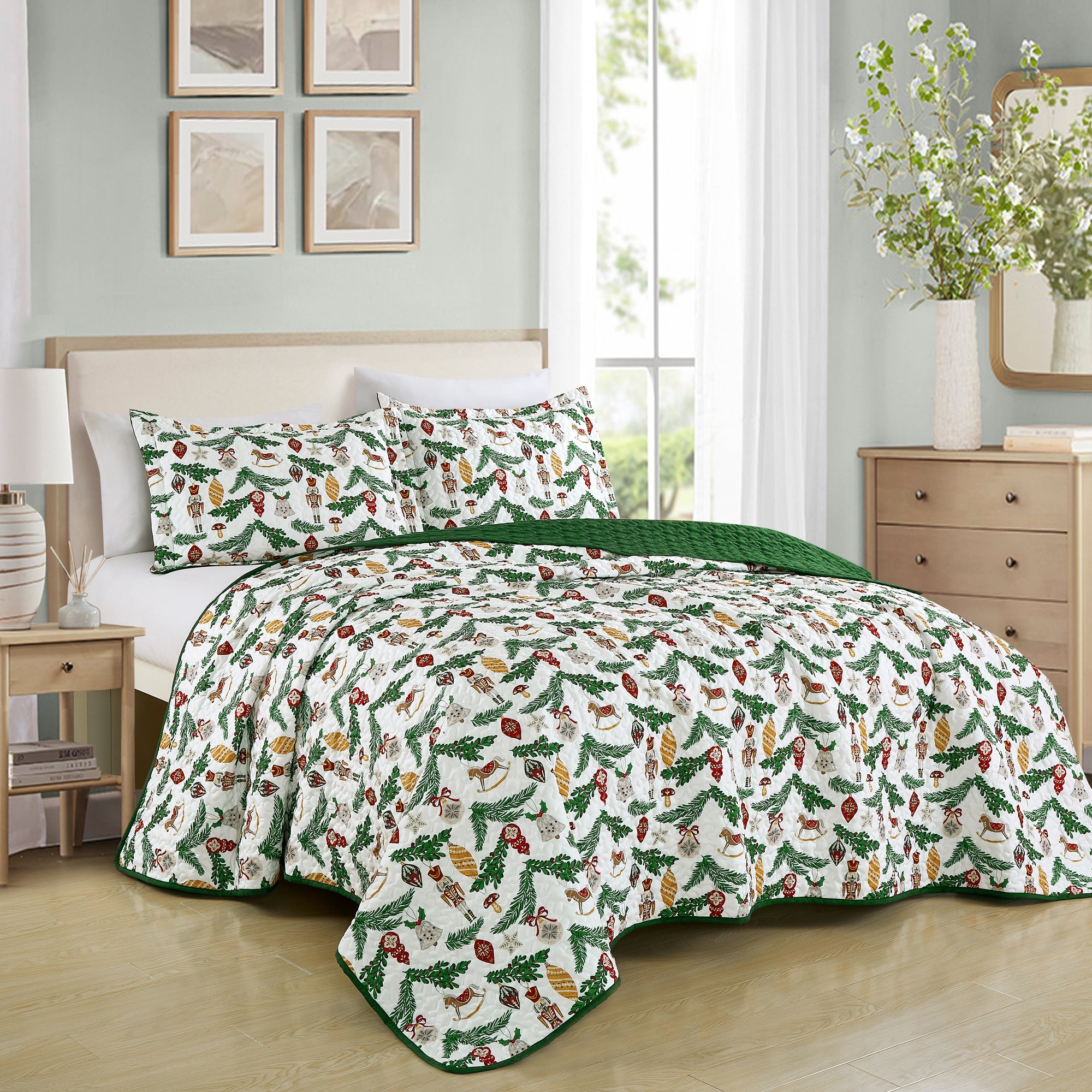 3 Piece Christmas Quilt Set – Holiday Ornament Bedspread JB601