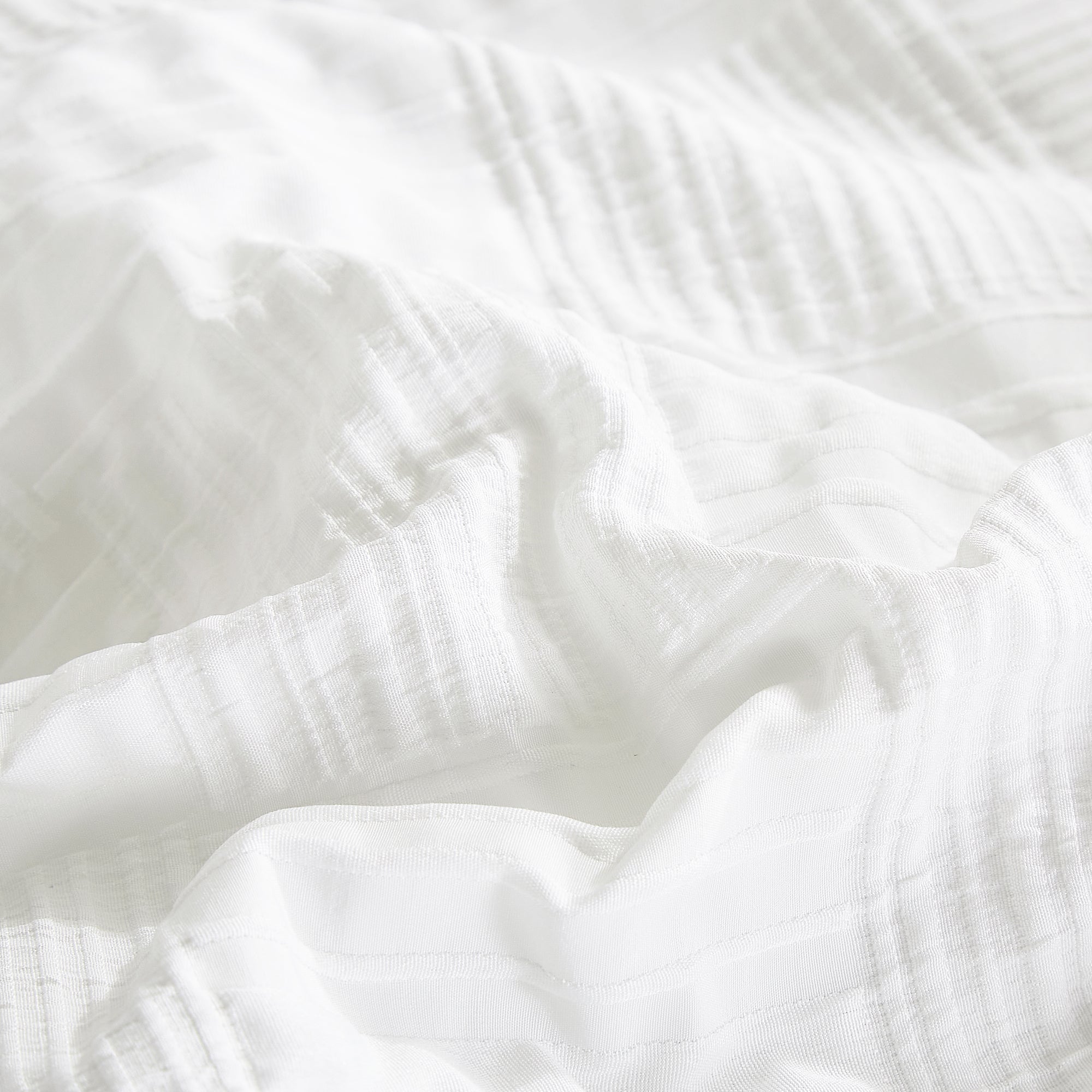 5-Piece White Geometric Jacquard Comforter Set