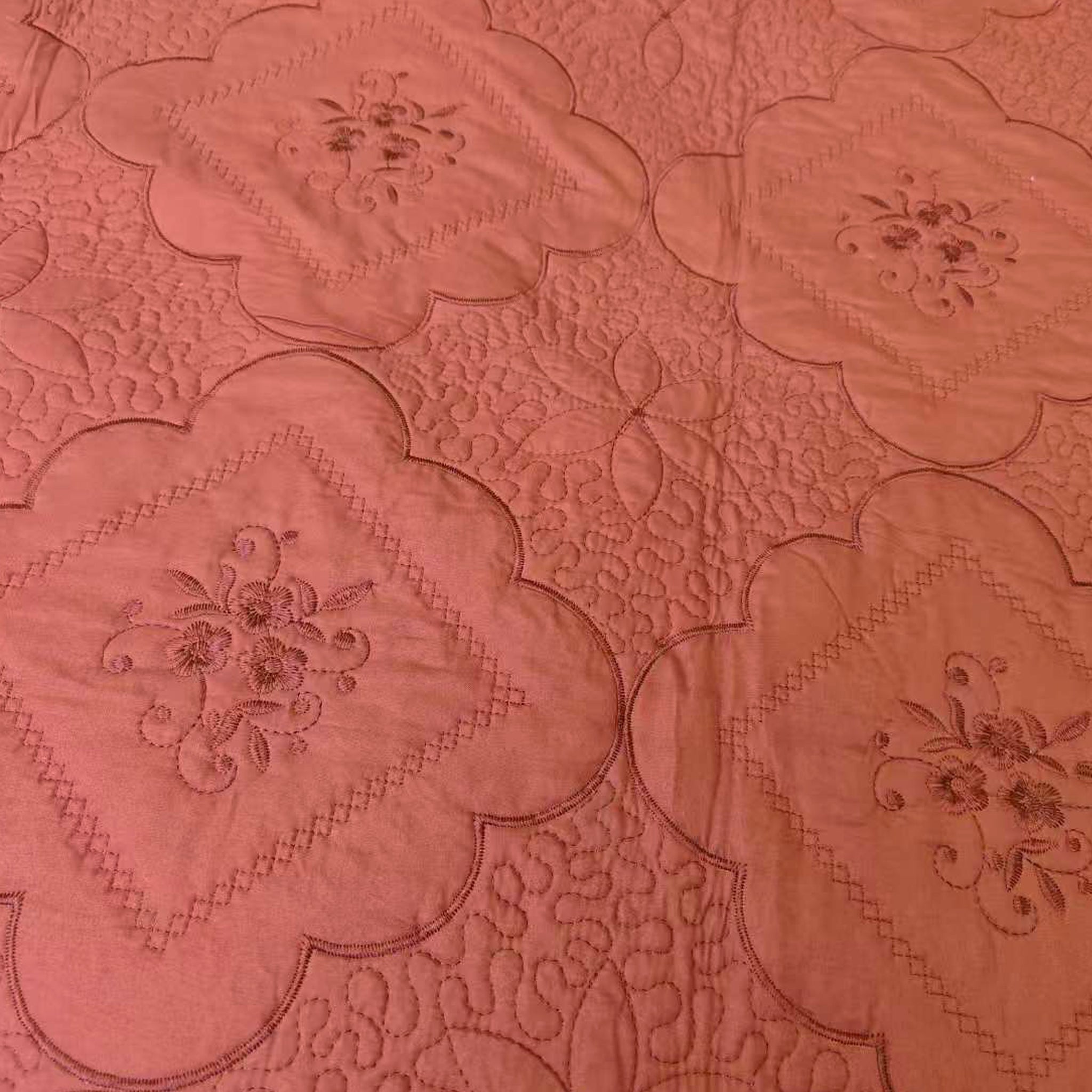 3 Piece Floral Embroidered Quilted Bedspread-Beautiful Stitching- Lightweight Bedspread Set Queen/King Size
