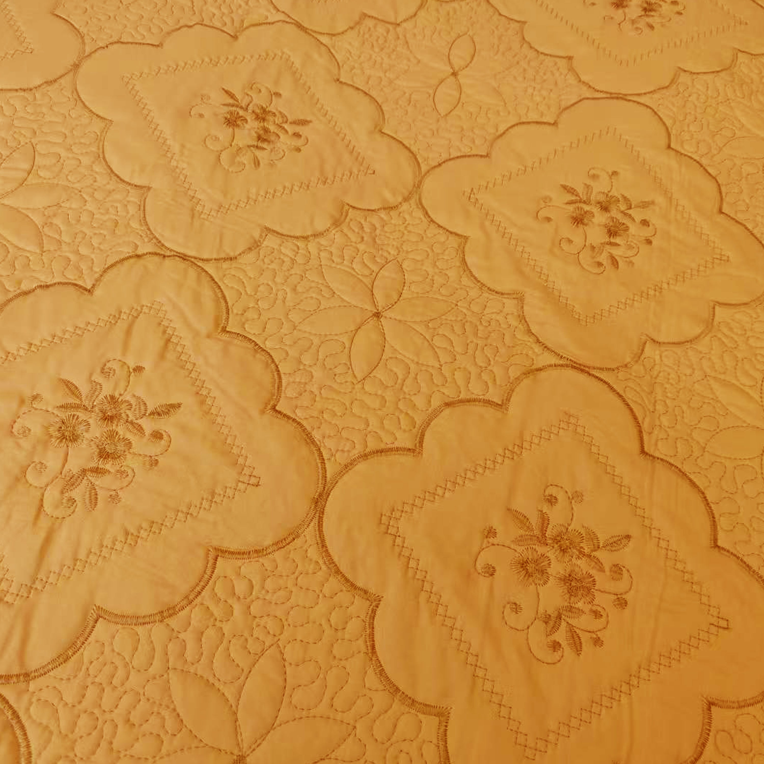 3 Piece Floral Embroidered Quilted Bedspread Set