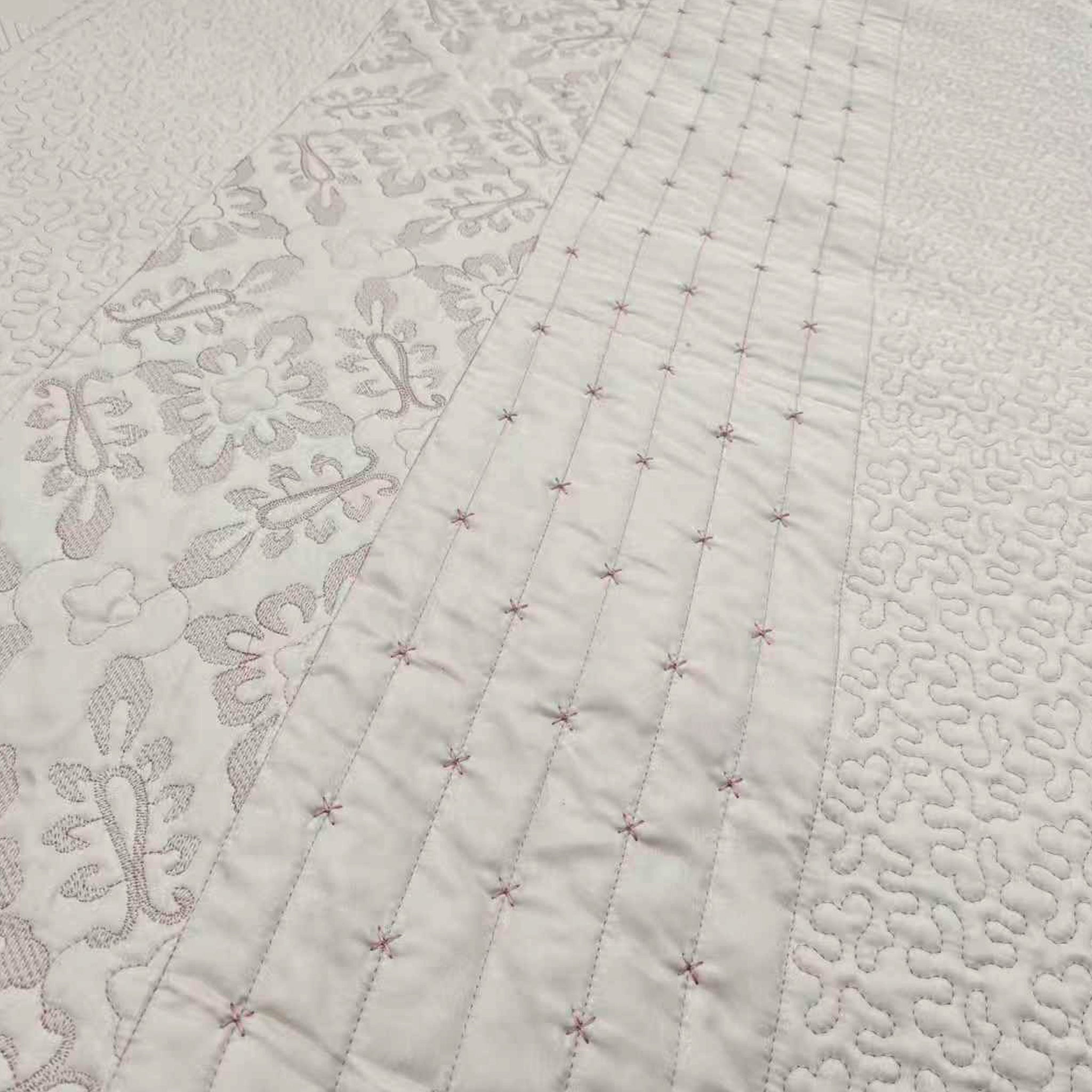 3-Piece Embroidered Quilt Set – Elegant Bedspread with Textured Floral & Geometric Patterns