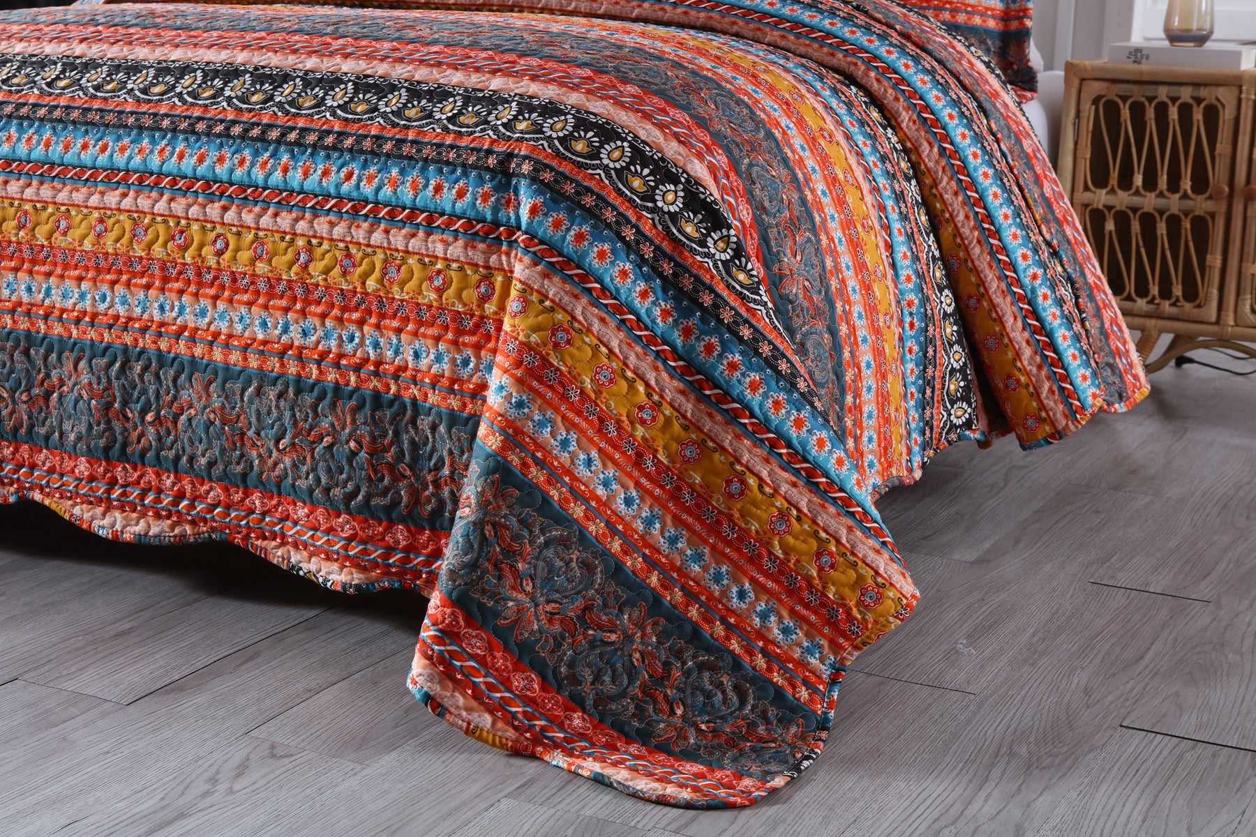 3 Piece Boho Quilt Set, Tribal Striped Bedspread Lightweight BY012
