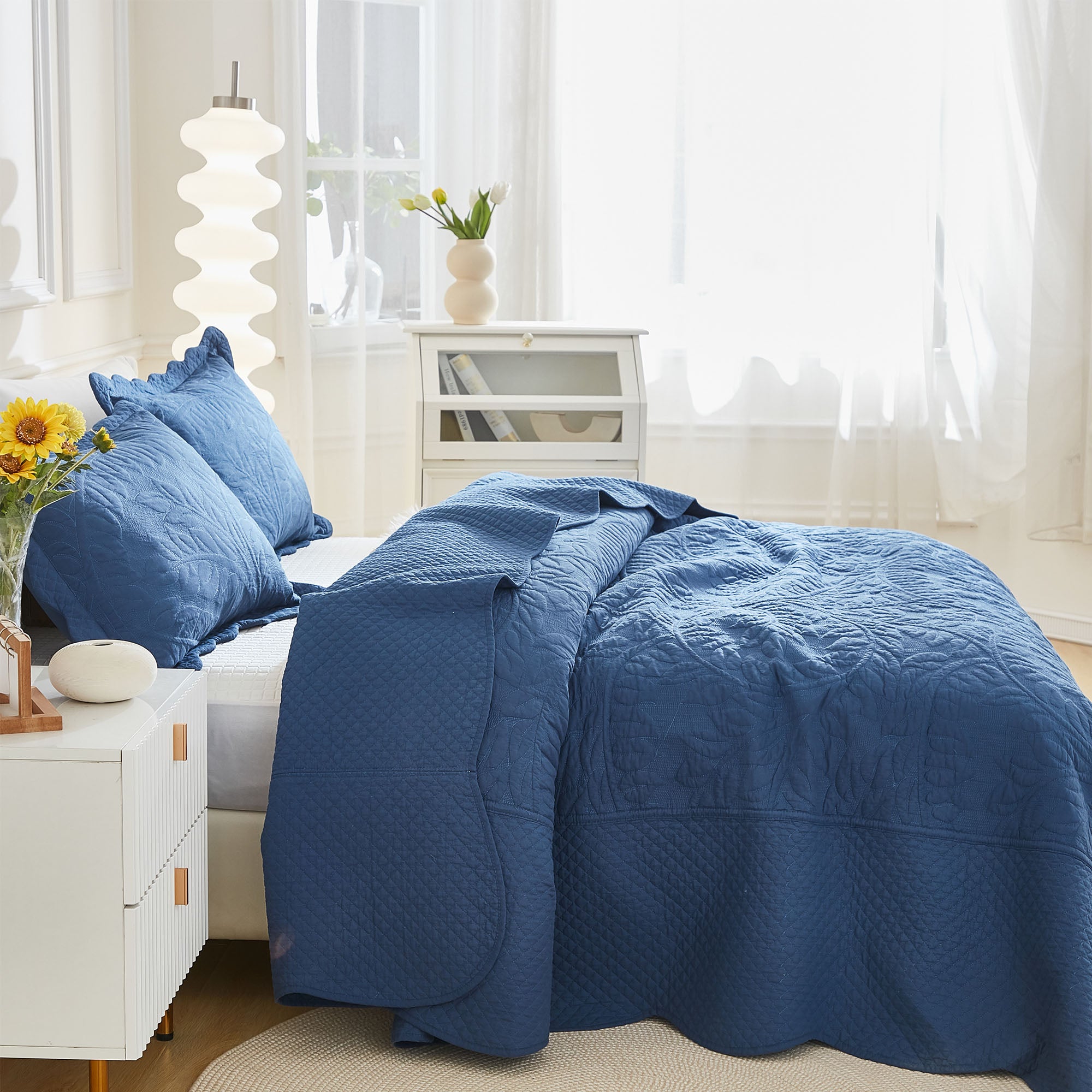 3-Piece 100% Cotton Oversized Bedspread Set Coverlet Set Lightweight Quilt Set Embroidery Farmhouse Bedding Set T