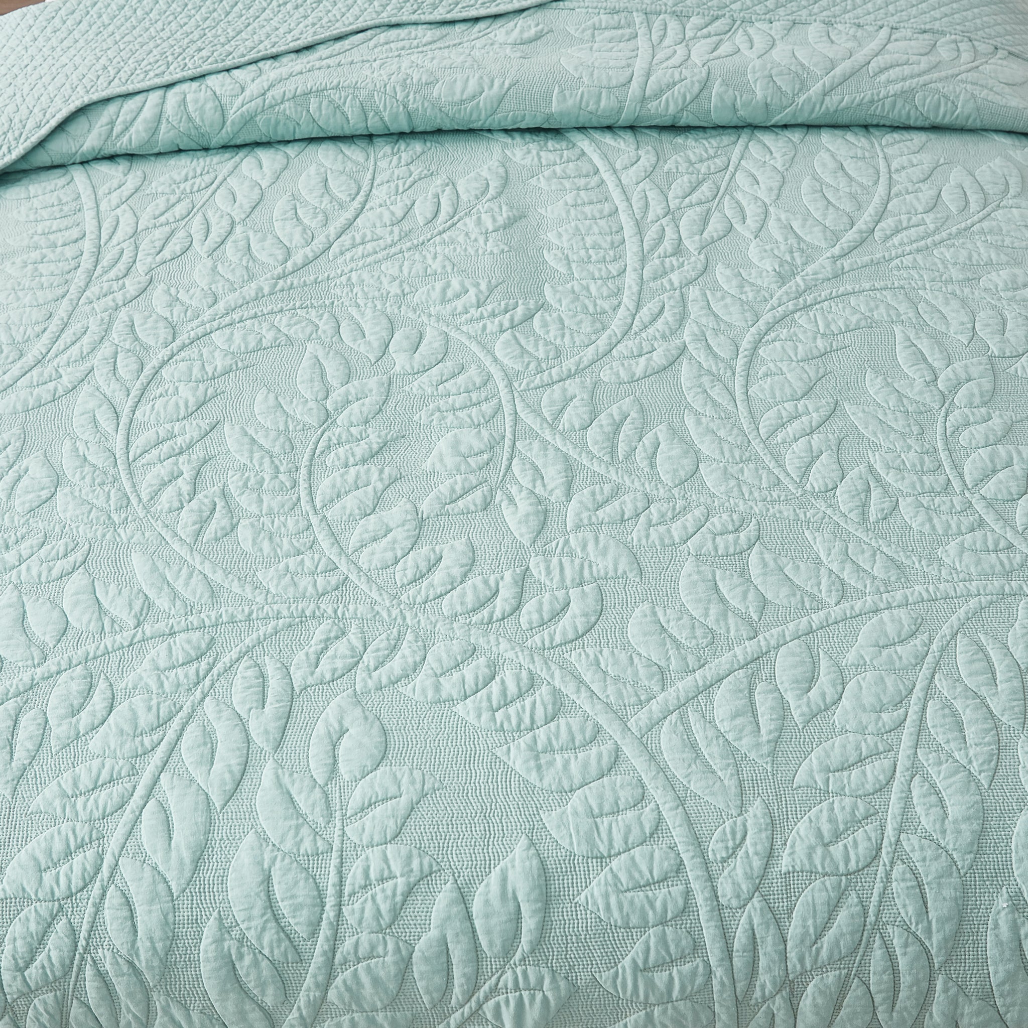 3-Piece 100% Cotton Oversized Bedspread Set Coverlet Set Lightweight Quilt Set Embroidery Farmhouse Bedding Set T