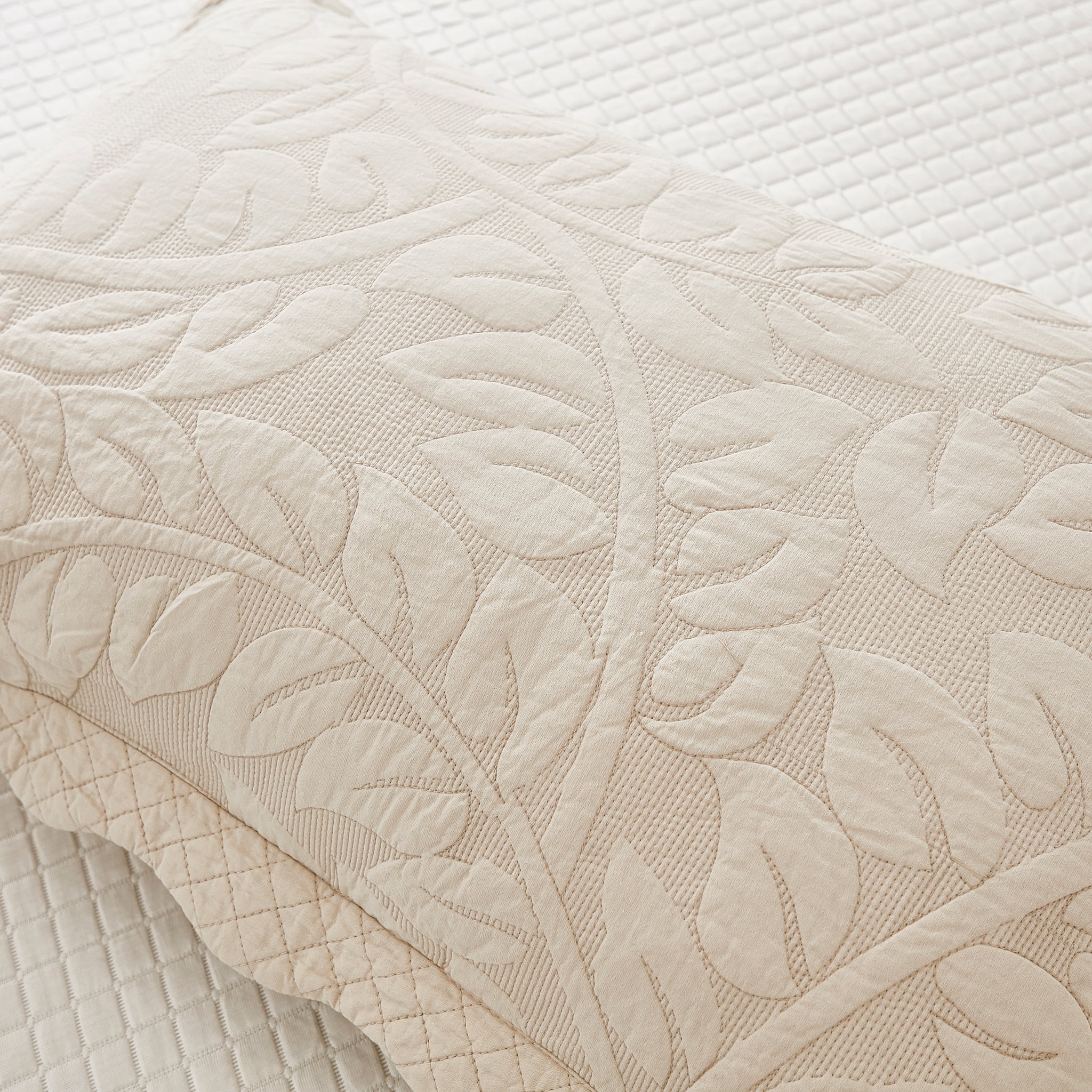 2-Piece 100% Cotton Quilted Pillow Shams Embroidered Farmhouse Pillow Shams