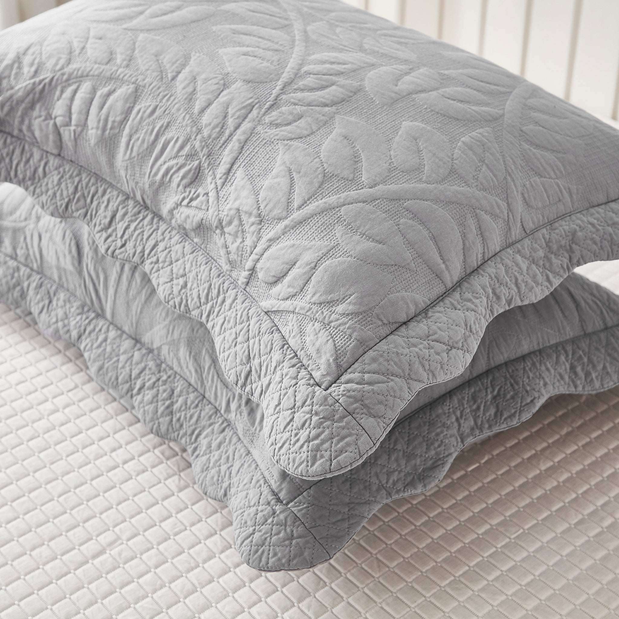 2-Piece 100% Cotton Quilted Pillow Shams Embroidered Farmhouse Pillow Shams