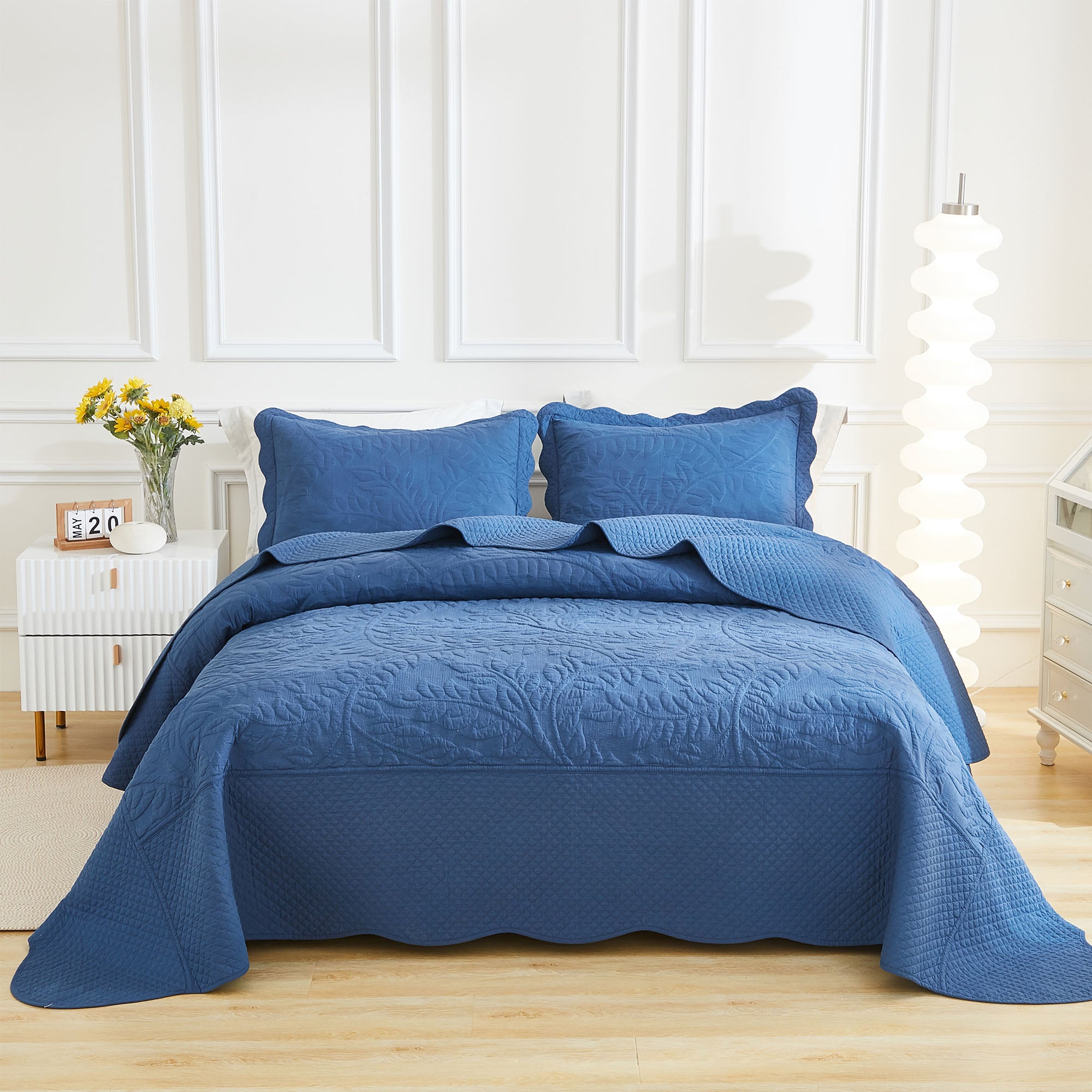 3-Piece 100% Cotton Oversized Bedspread Set Coverlet Set Lightweight Quilt Set Embroidery Farmhouse Bedding Set T