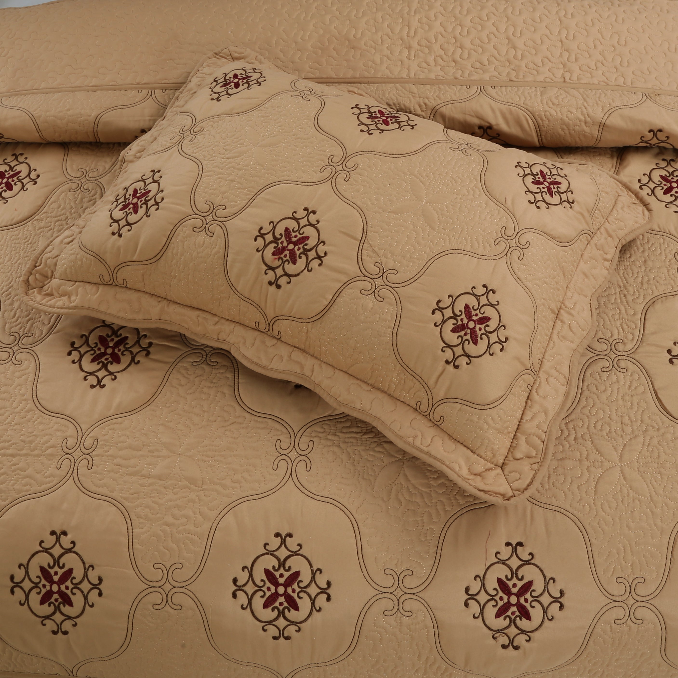 3 Piece Luxury Embroidered Quilt Set Oversized Bedspread