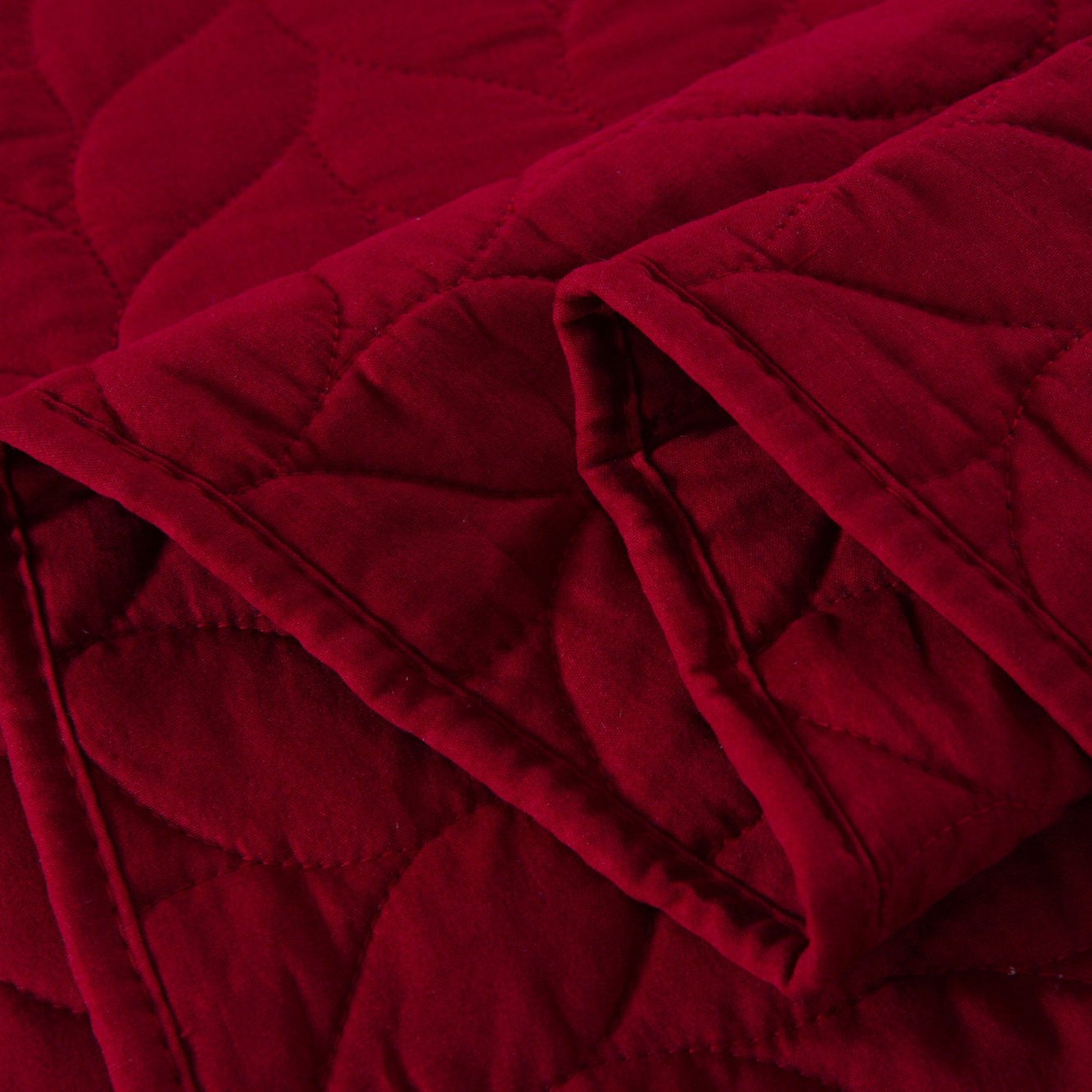 Solid Color Leaf Quilted 3 Piece Lightweight Quilt Bedspread Set