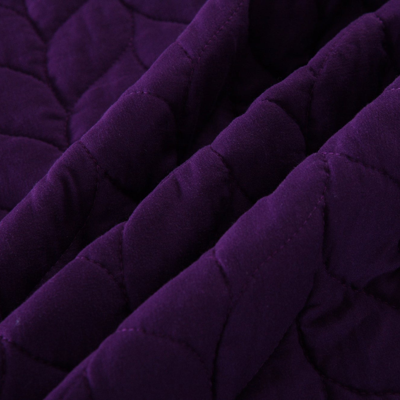 Solid Color Leaf Quilted 3 Piece Lightweight Quilt Bedspread Set