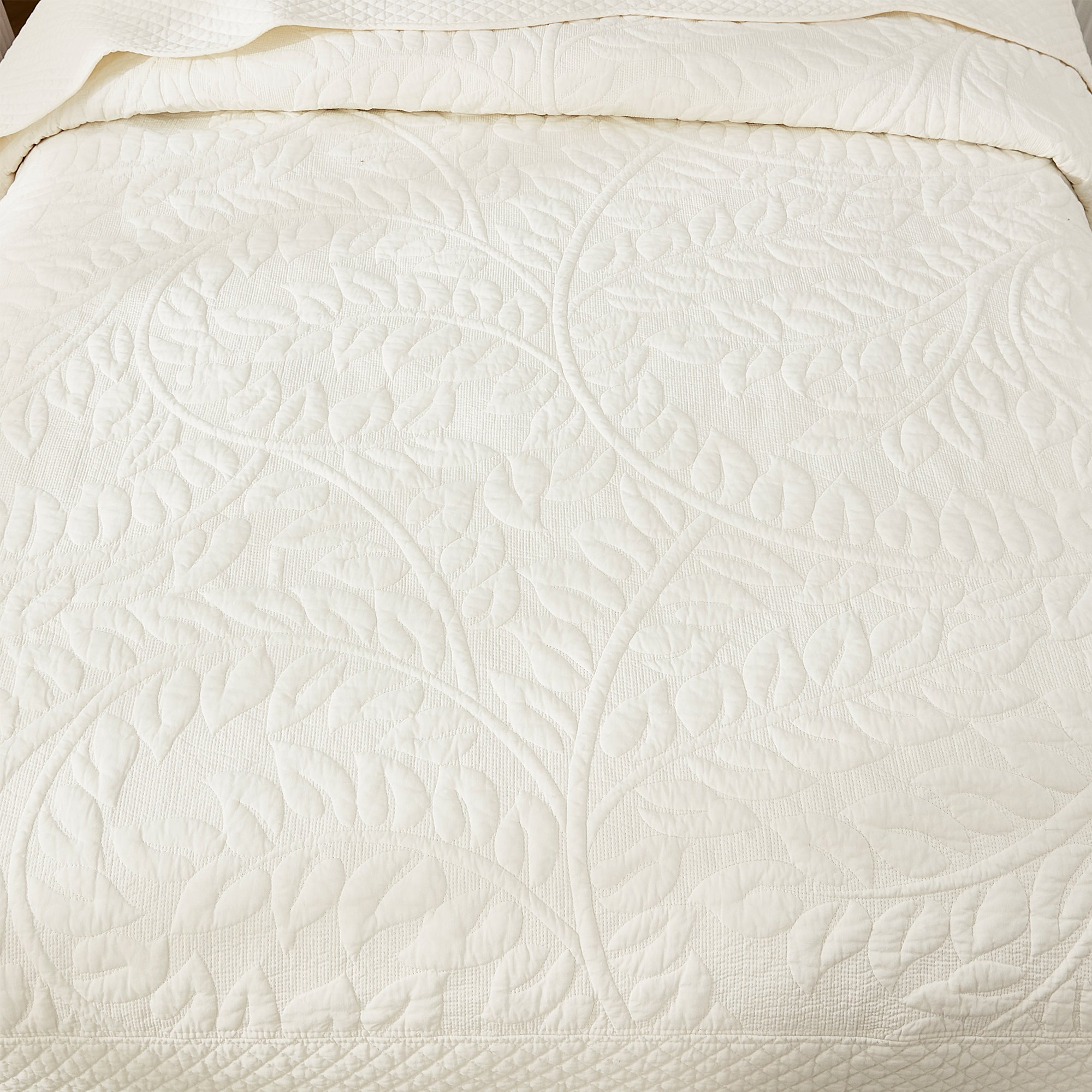 3 Piece 100% Cotton Quilt Set, Oversized Quilted Bedspread T