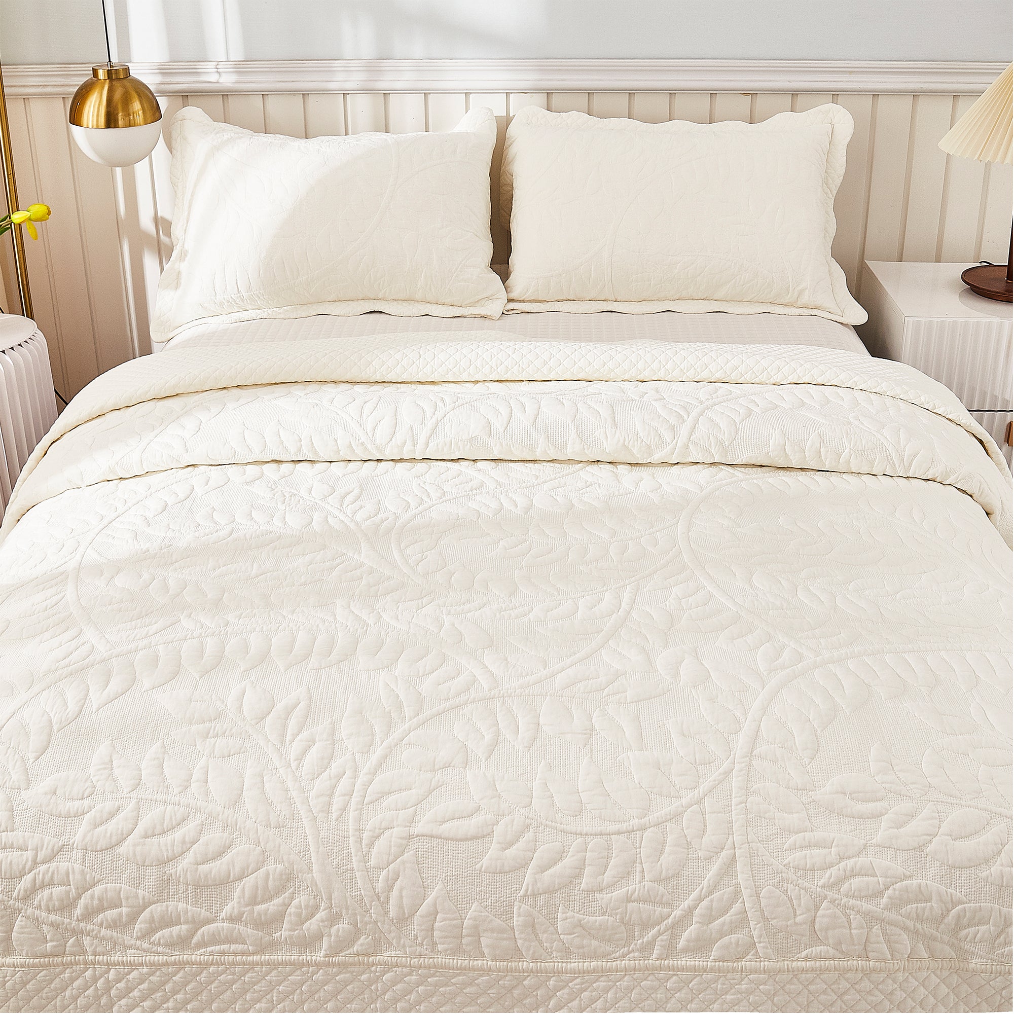 3-Piece 100% Cotton Oversized Bedspread Set Coverlet Set Lightweight Quilt Set Embroidery Farmhouse Bedding Set T