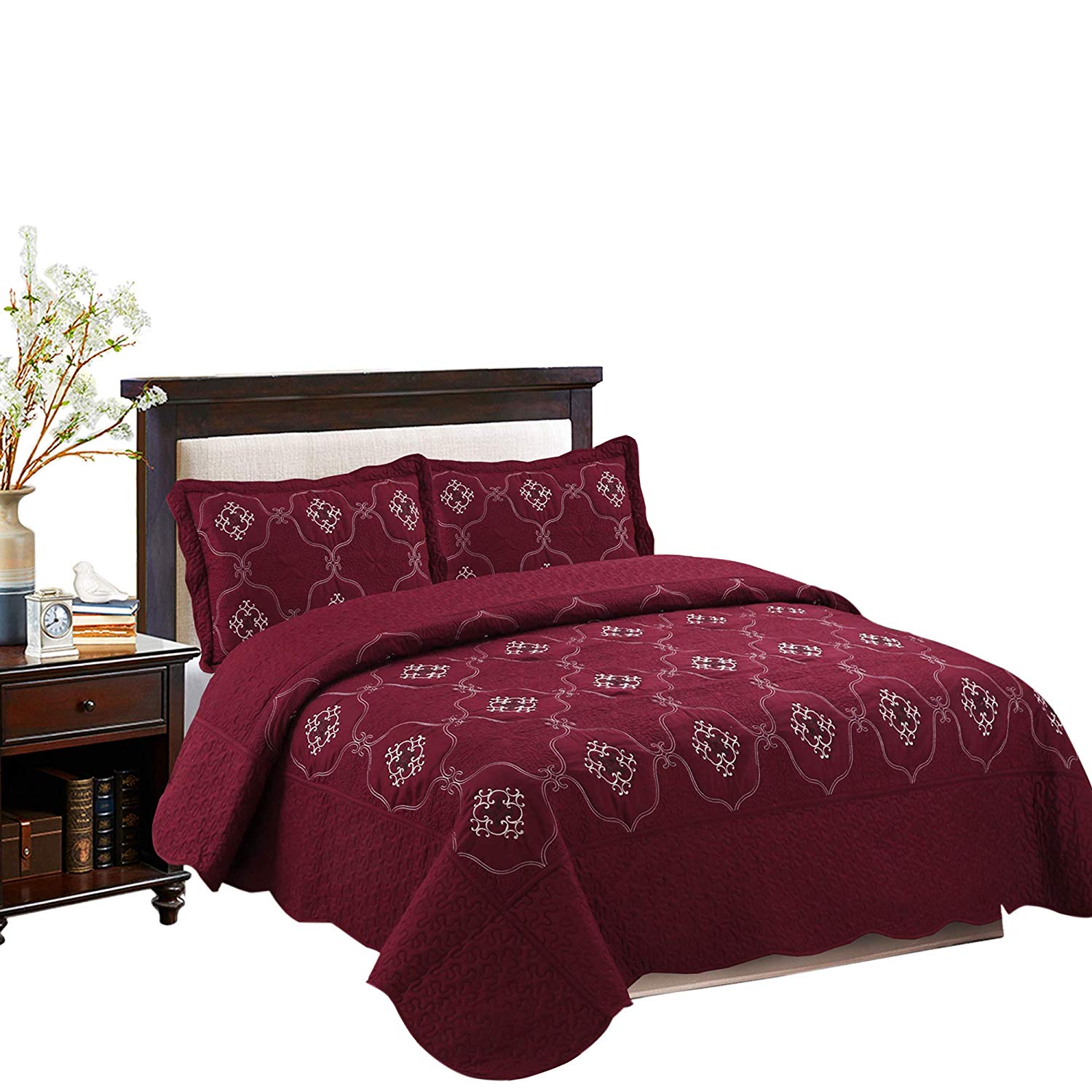 3 Piece Luxury Embroidered Quilt Set Oversized Bedspread