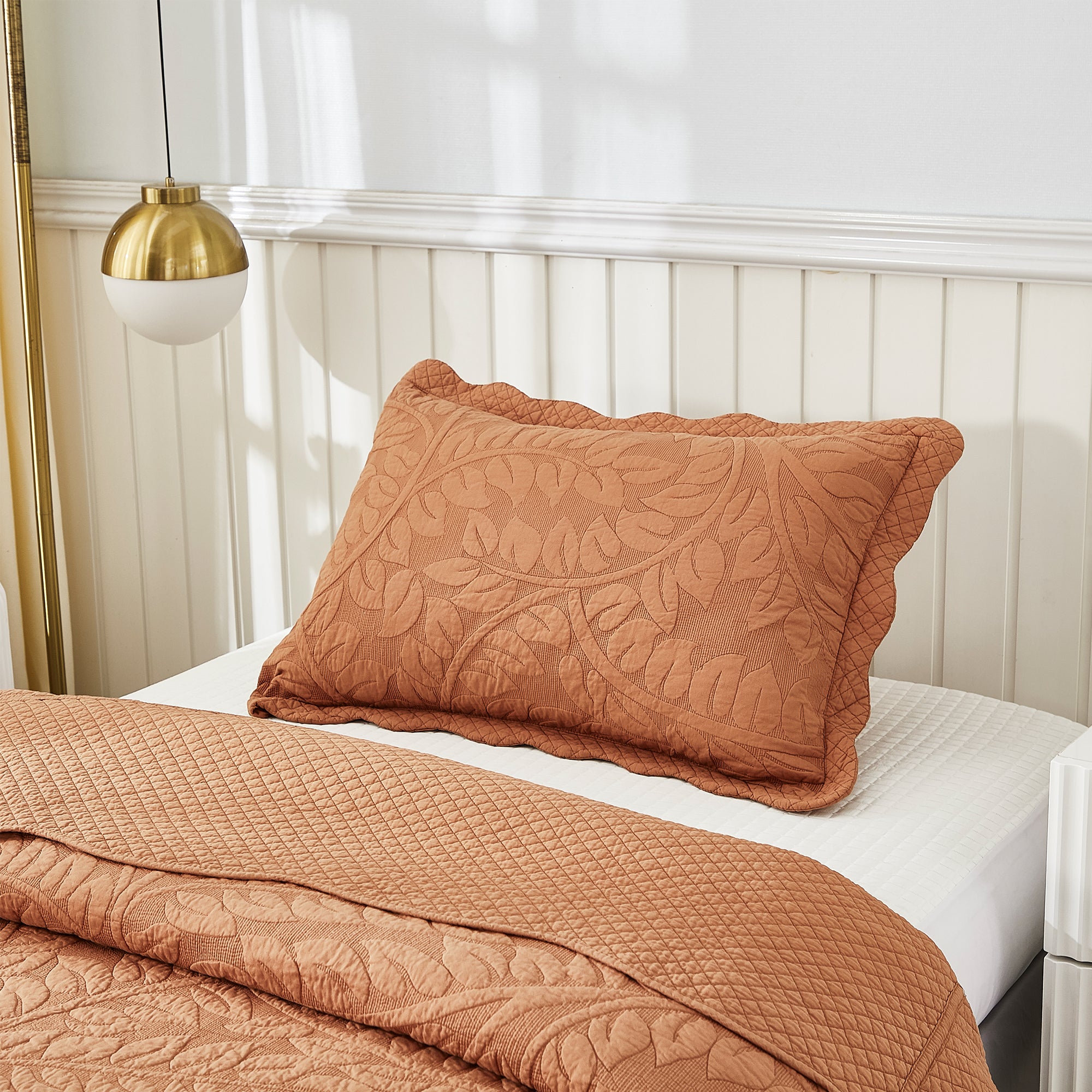 3-Piece 100% Cotton Oversized Bedspread Set Coverlet Set Lightweight Quilt Set Embroidery Farmhouse Bedding Set T