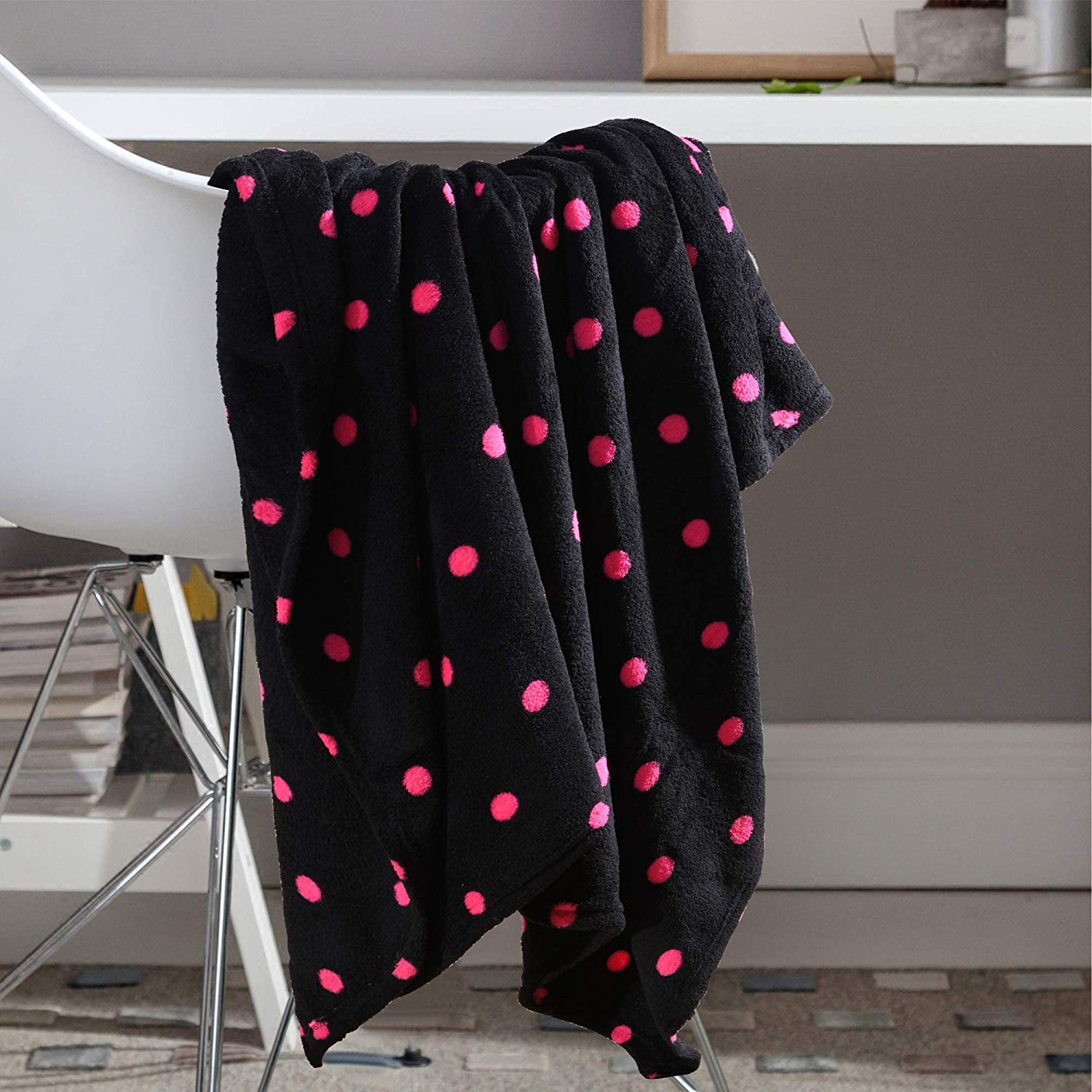 Fleece Throw Blanket, 50 x 60 Inch Lap Fleece Blankets