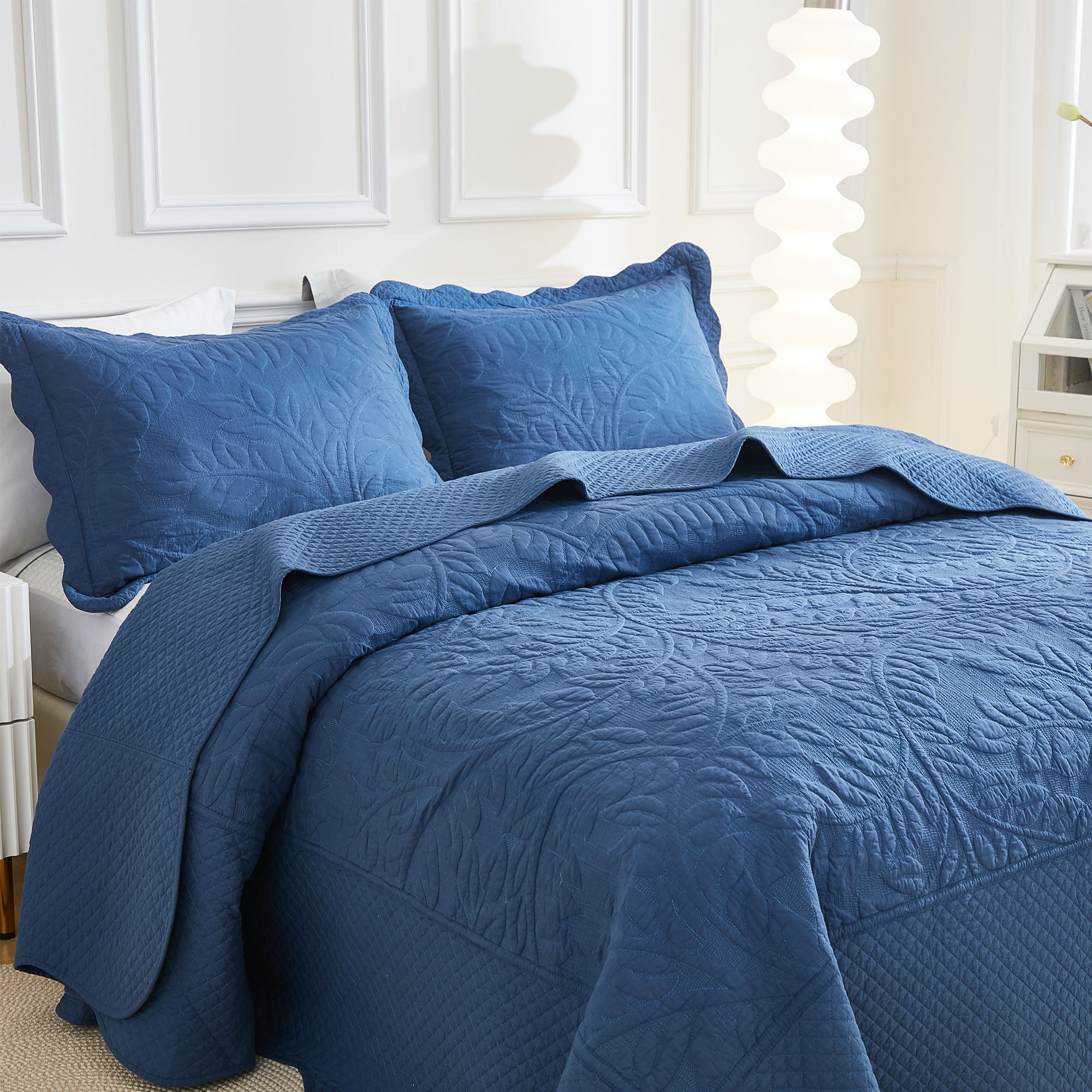 3-Piece 100% Cotton Oversized Bedspread Set Coverlet Set Lightweight Quilt Set Embroidery Farmhouse Bedding Set T