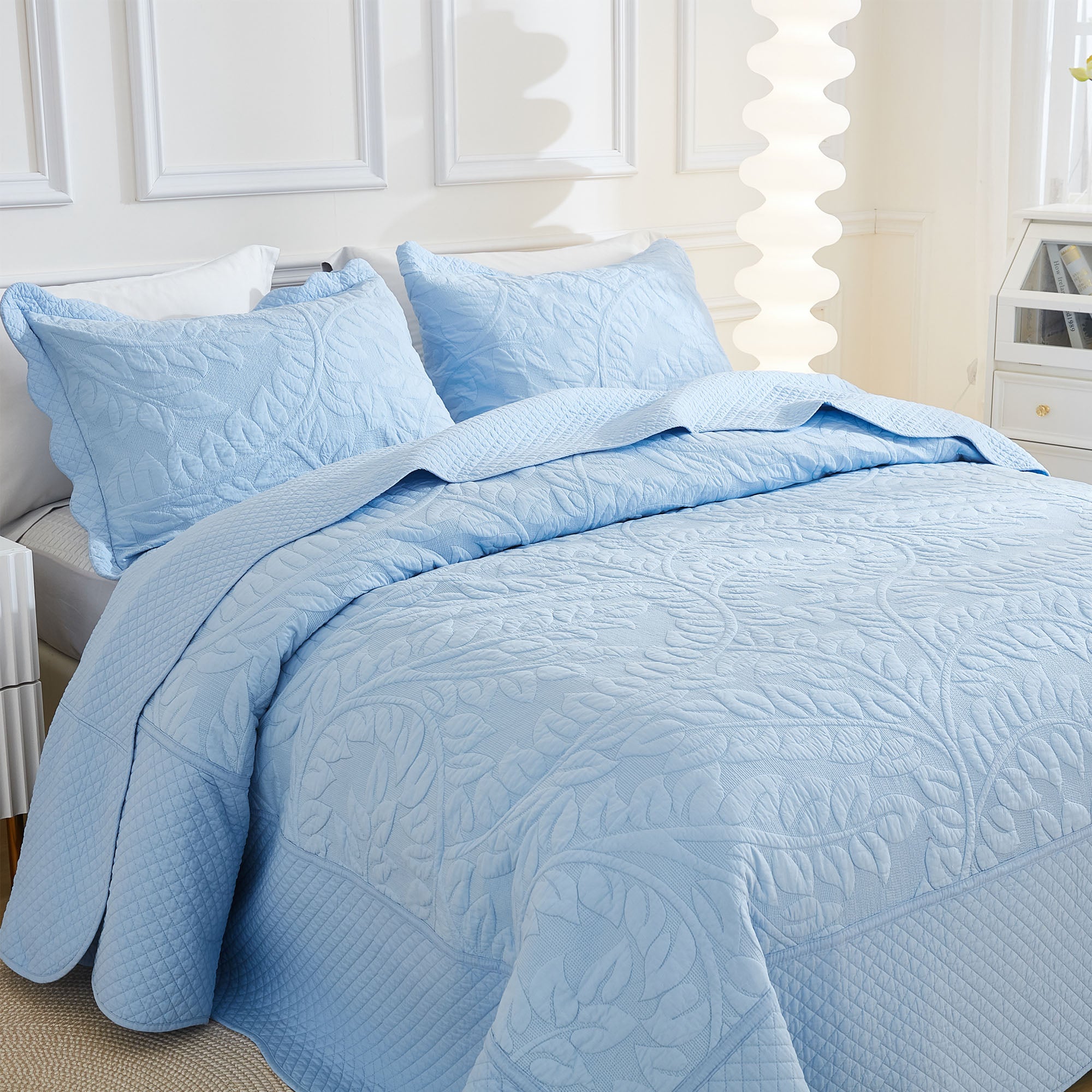 3-Piece 100% Cotton Oversized Bedspread Set Coverlet Set Lightweight Quilt Set Embroidery Farmhouse Bedding Set T