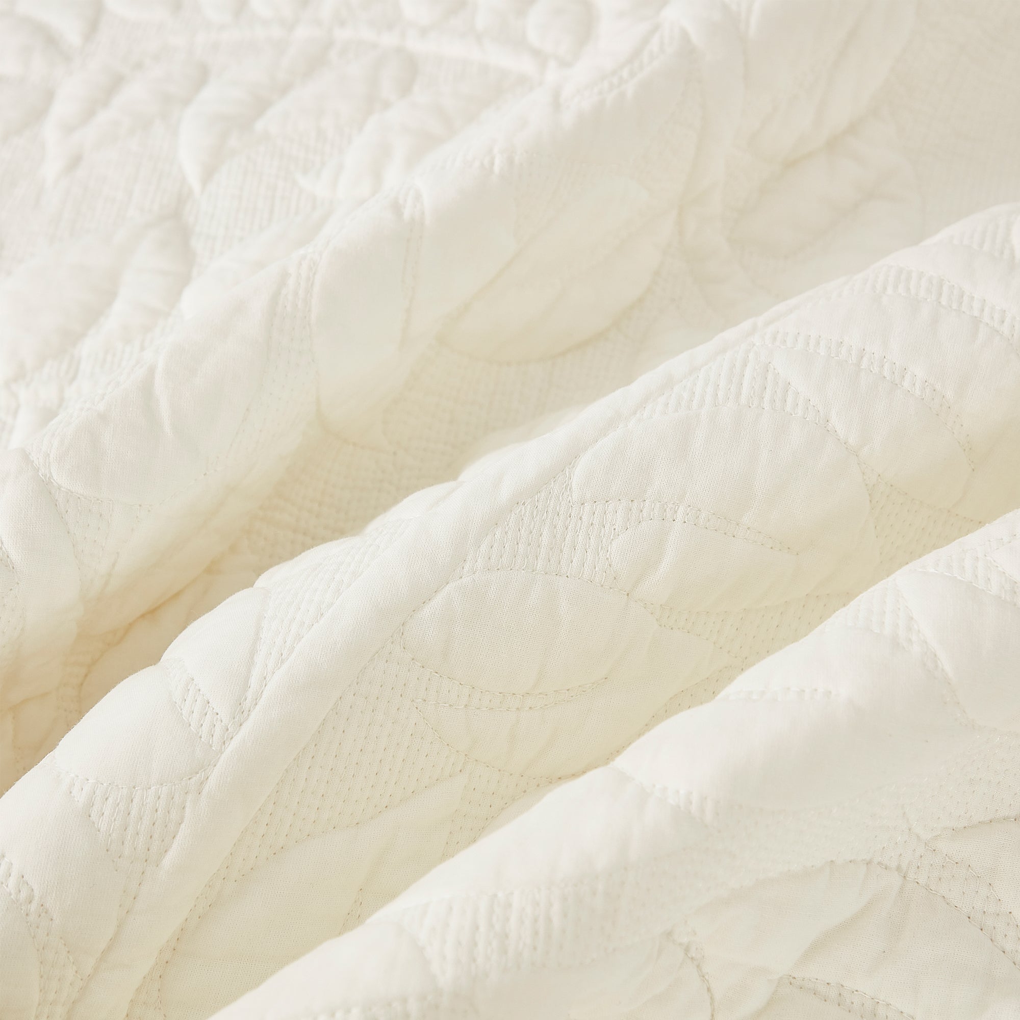 3 Piece 100% Cotton Quilt Set, Oversized Quilted Bedspread T